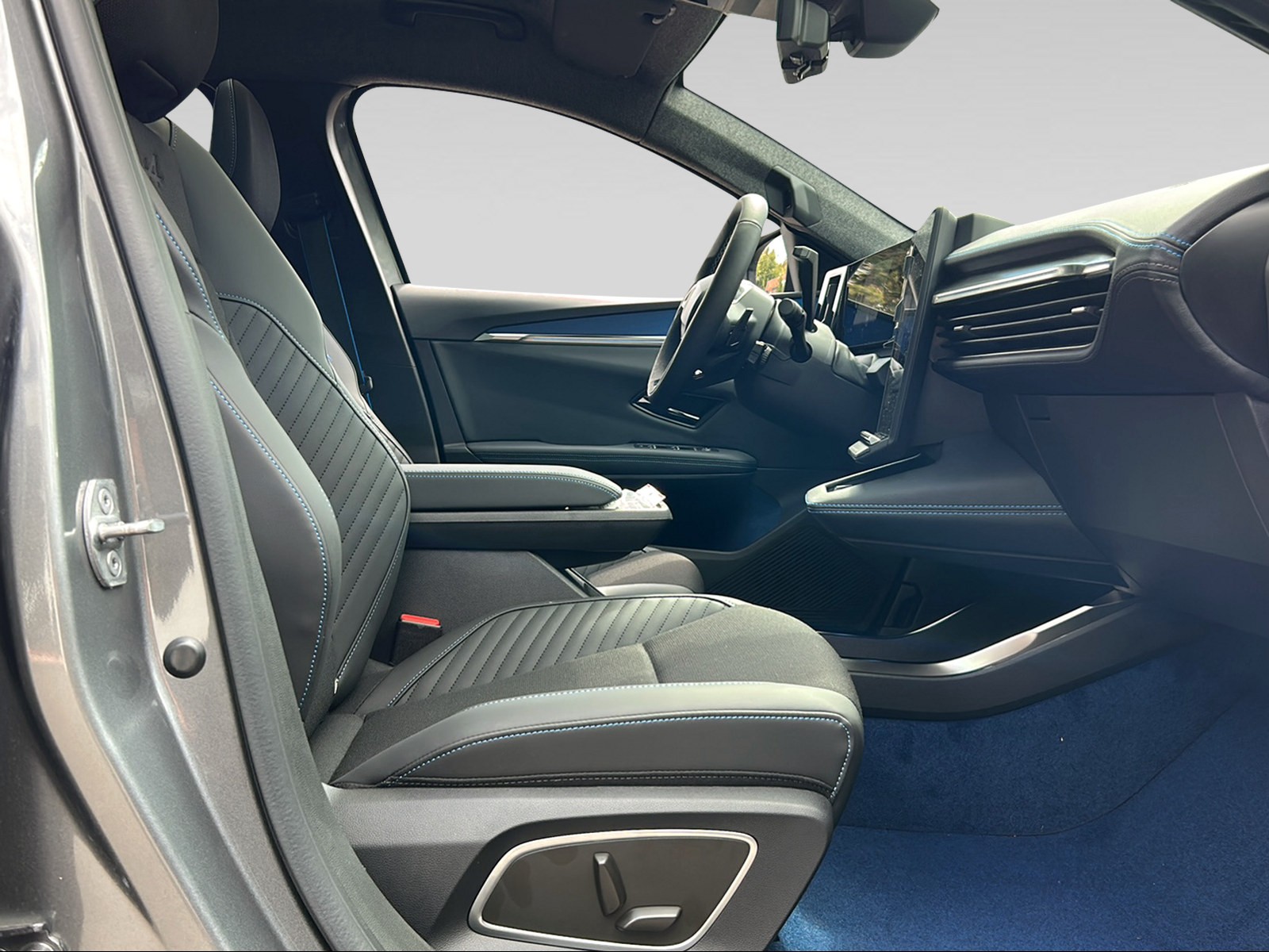 RENAULT Scénic E-Tech-image-6