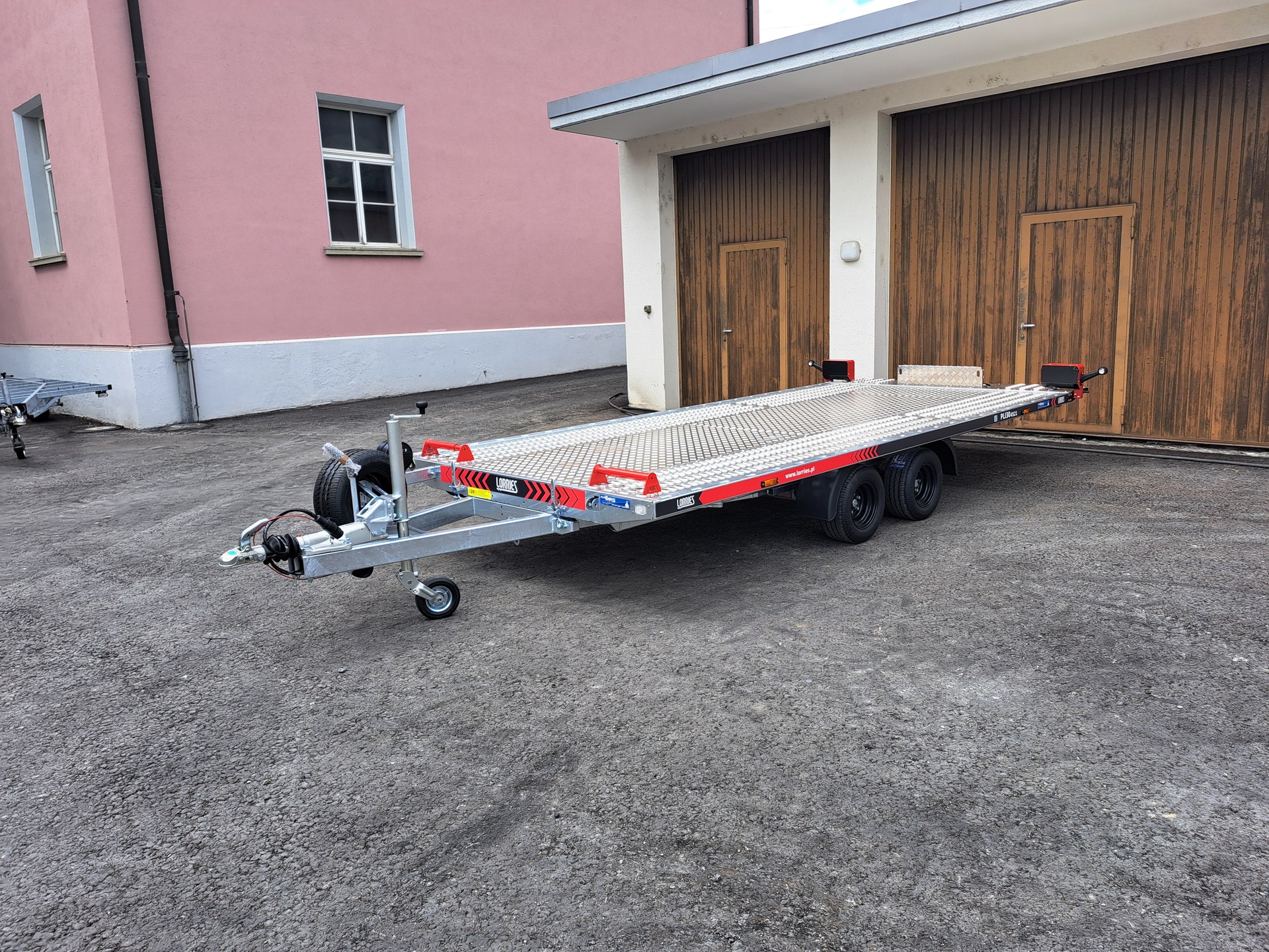 LORRIES PLI30-4521 mittig Riffelblech-image-8