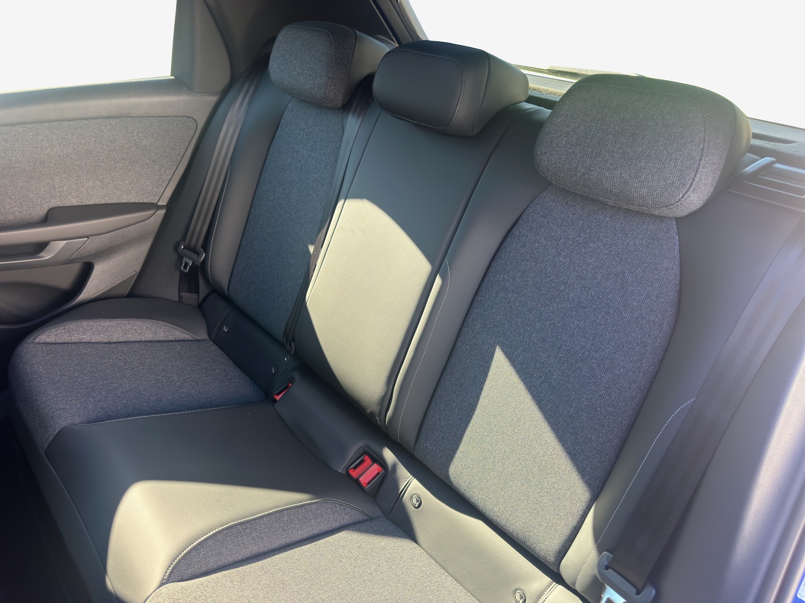 VW ID.Polo 52 kWh Style Edition One Plus-image-11