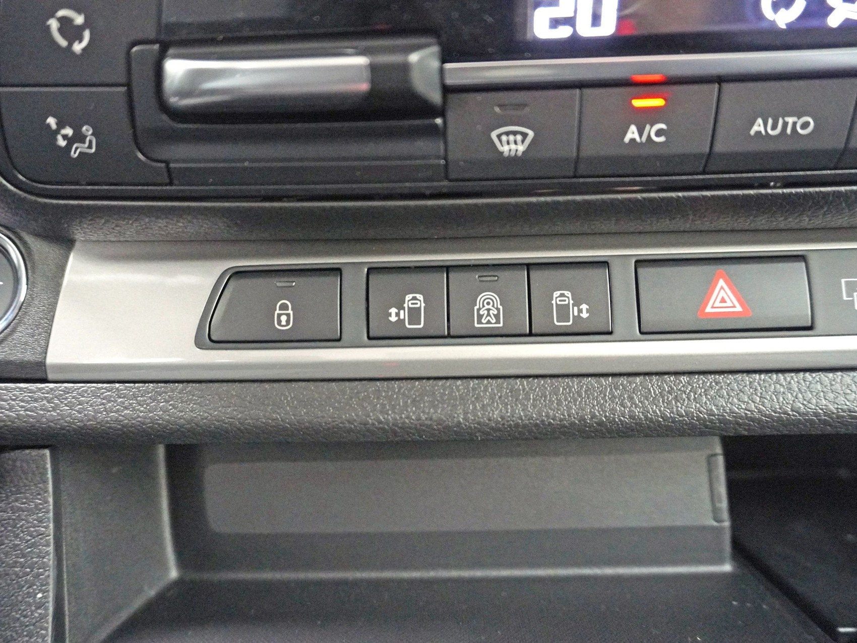 TOYOTA Proace Verso L1 2.2 D Trend-image-17
