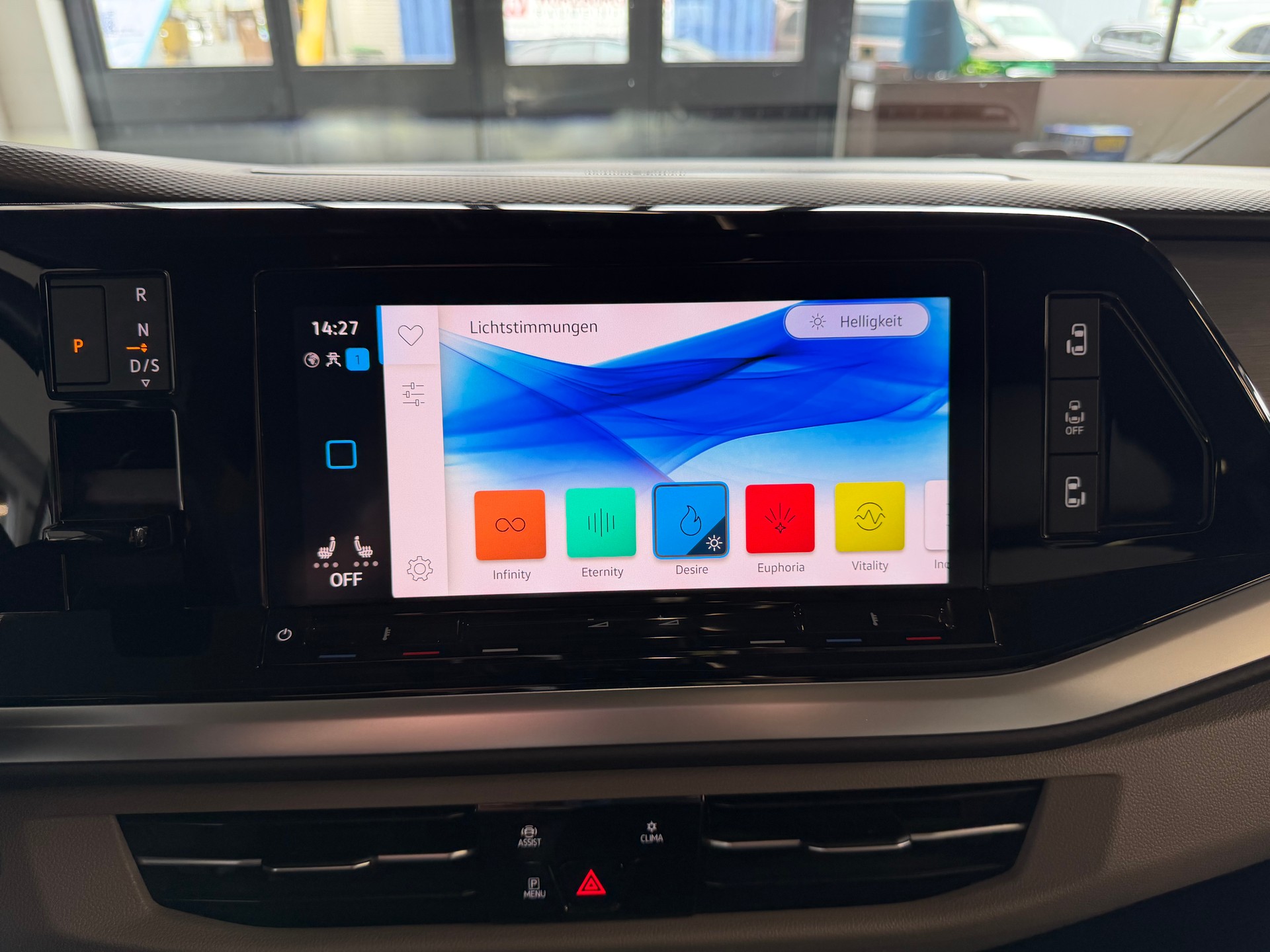 VW Multivan 2.0 TDI Life EDITON DSG-image-20
