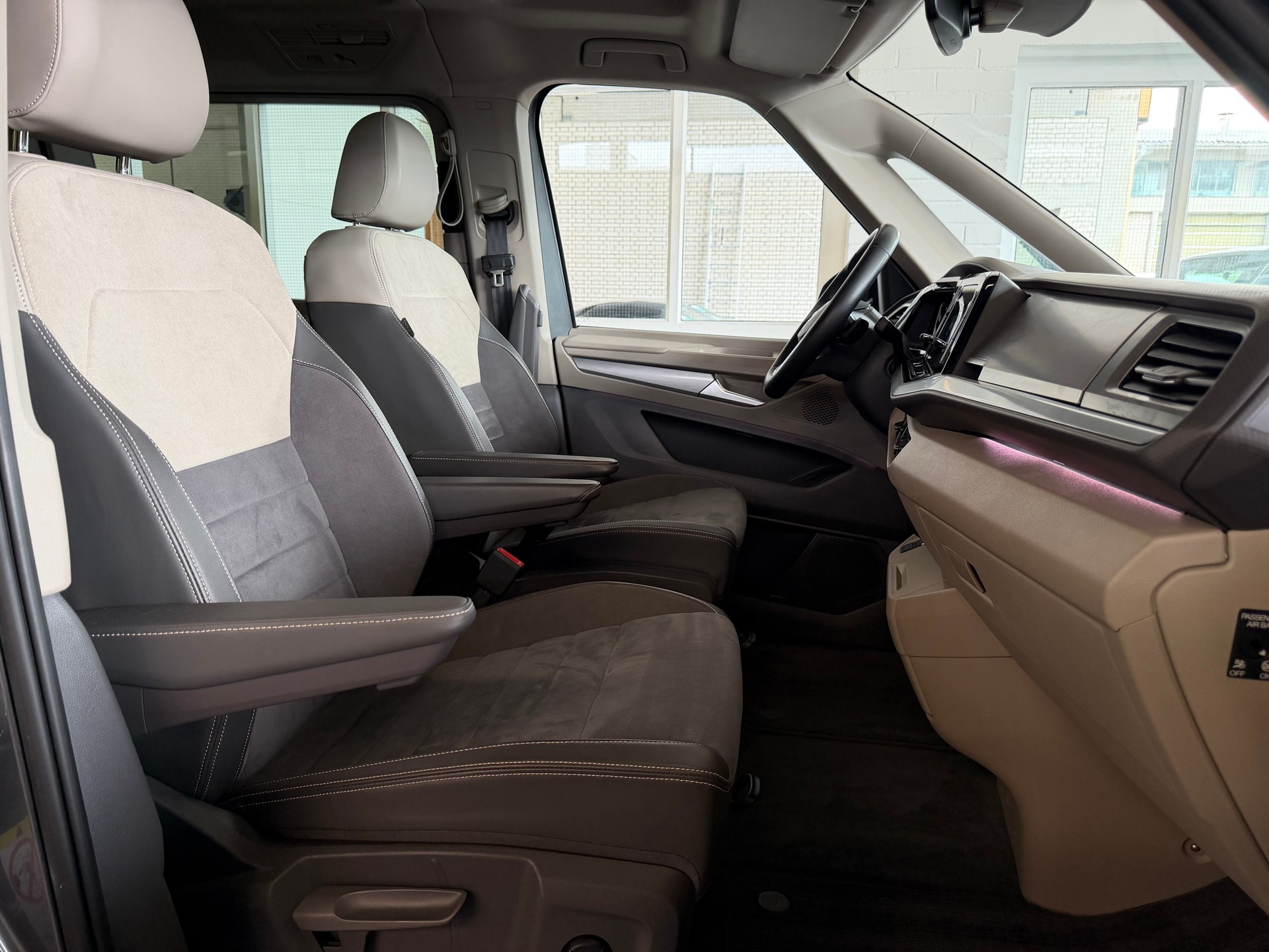 VW Multivan 2.0 TDI Life EDITON DSG-image-7
