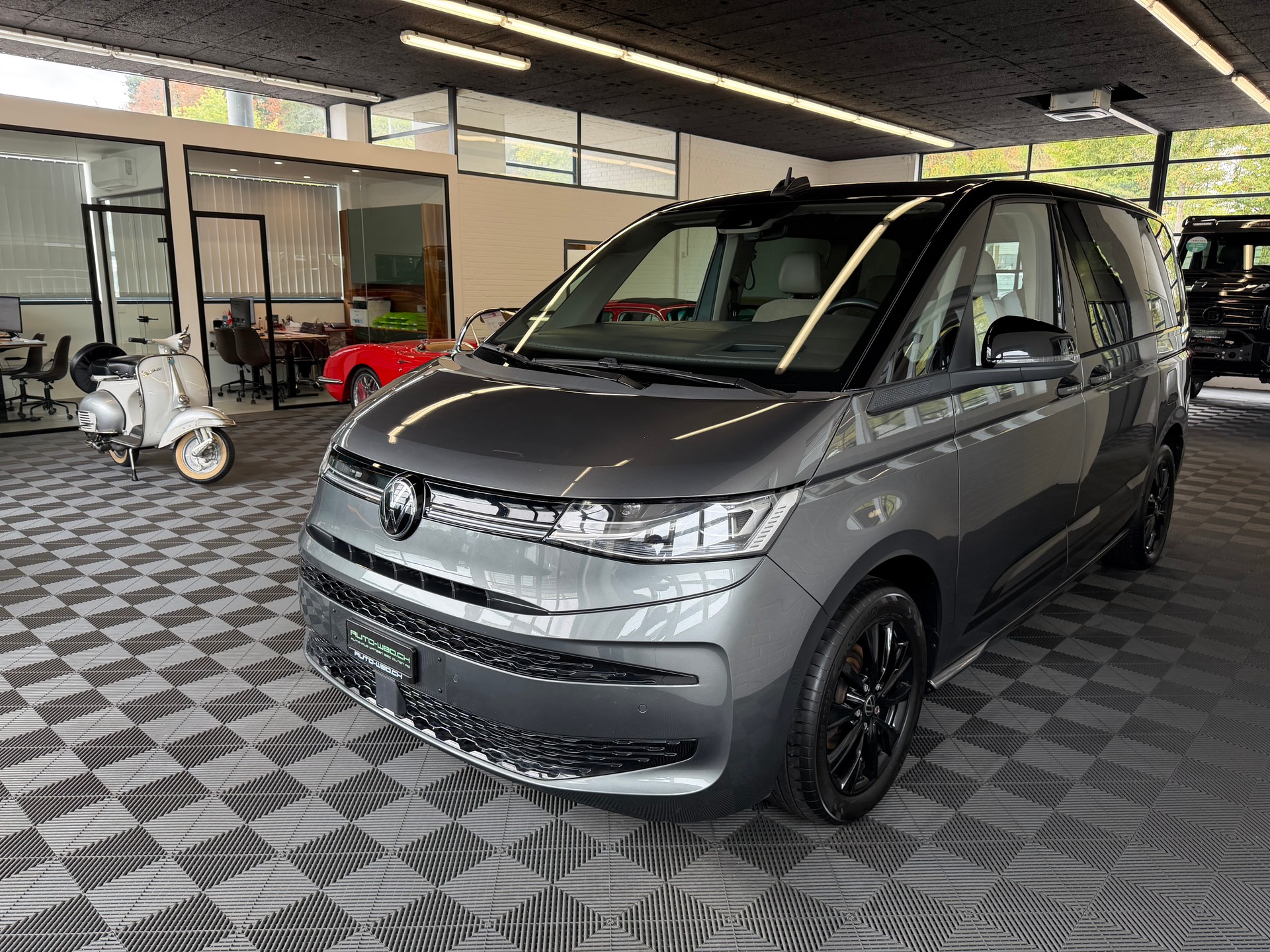 VW Multivan 2.0 TDI Life EDITON DSG-image-5
