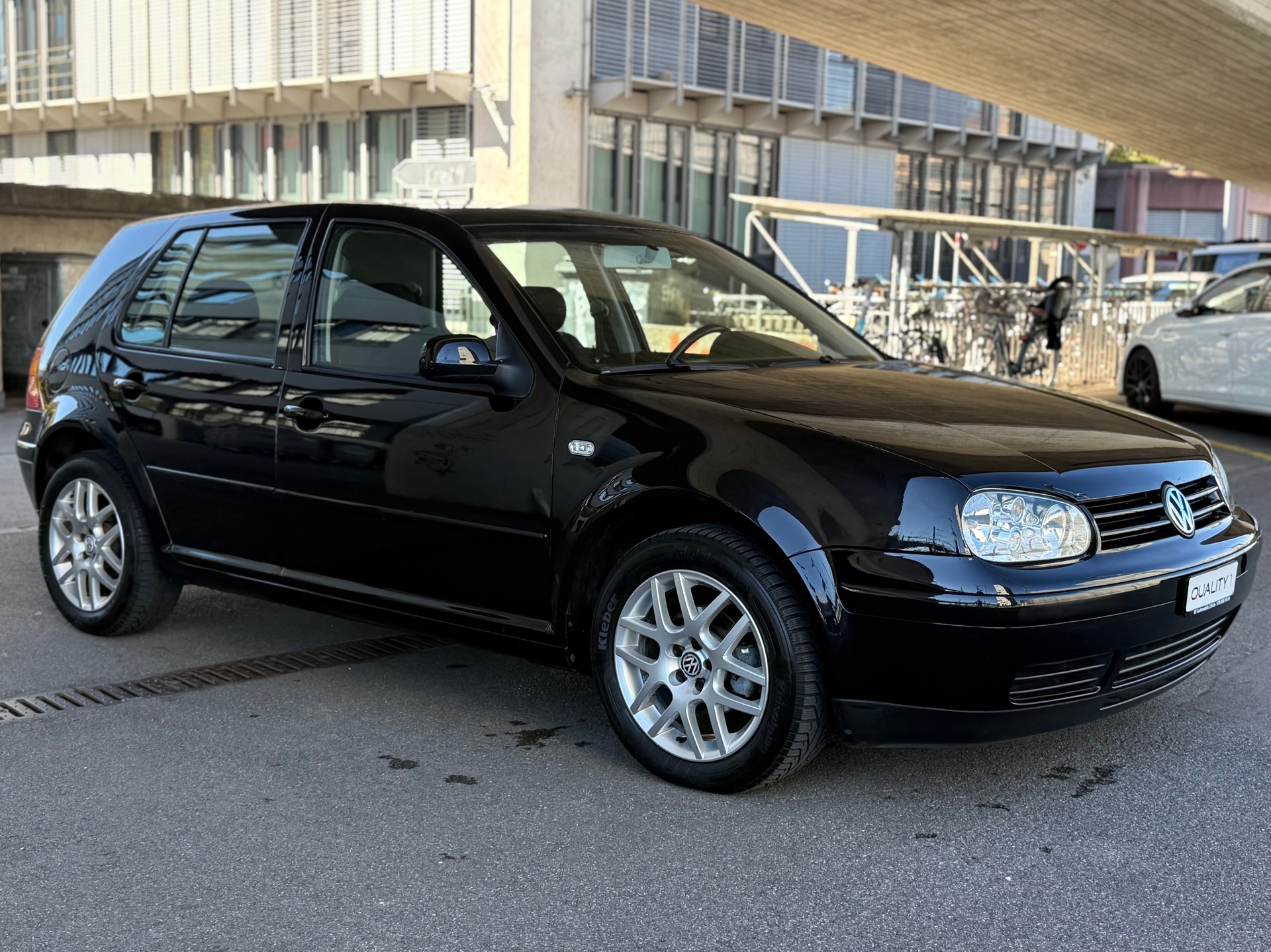 VW Golf 1.6 16V Pacific