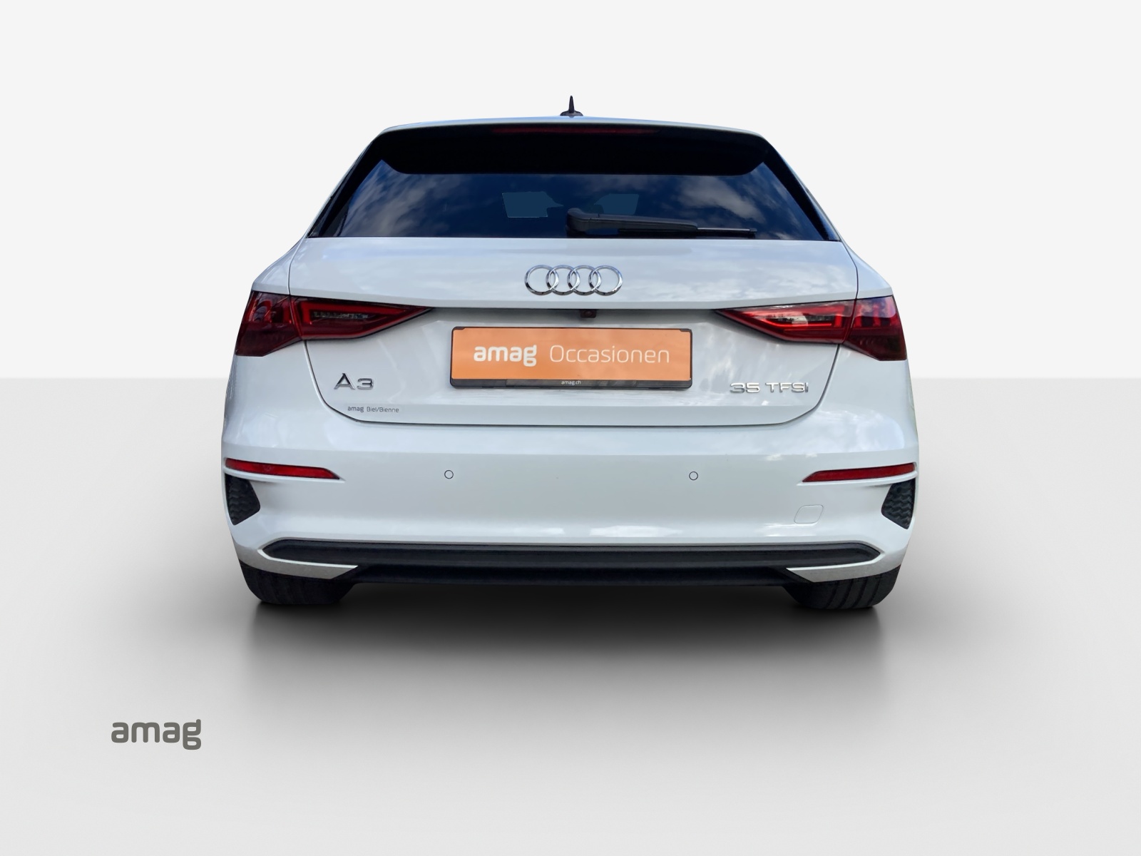AUDI A3 Sportback 35 TFSI Attraction S-tronic-showroom-element-3