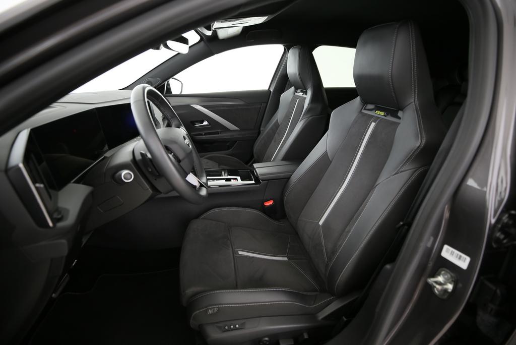 OPEL Astra 1.6 T PHEV 225 GSe-showroom-element-3