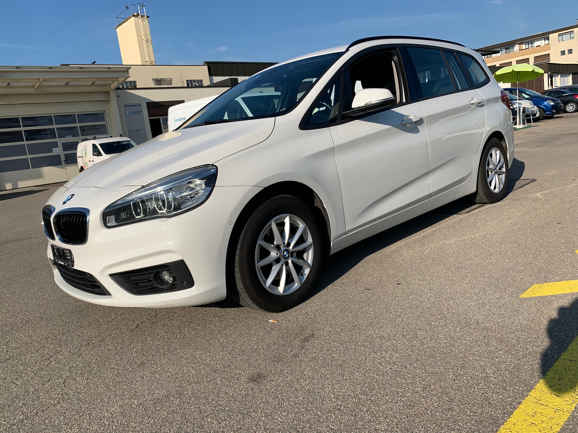 BMW 216d Gran Tourer Sport Line Steptronic-showroom-element-1