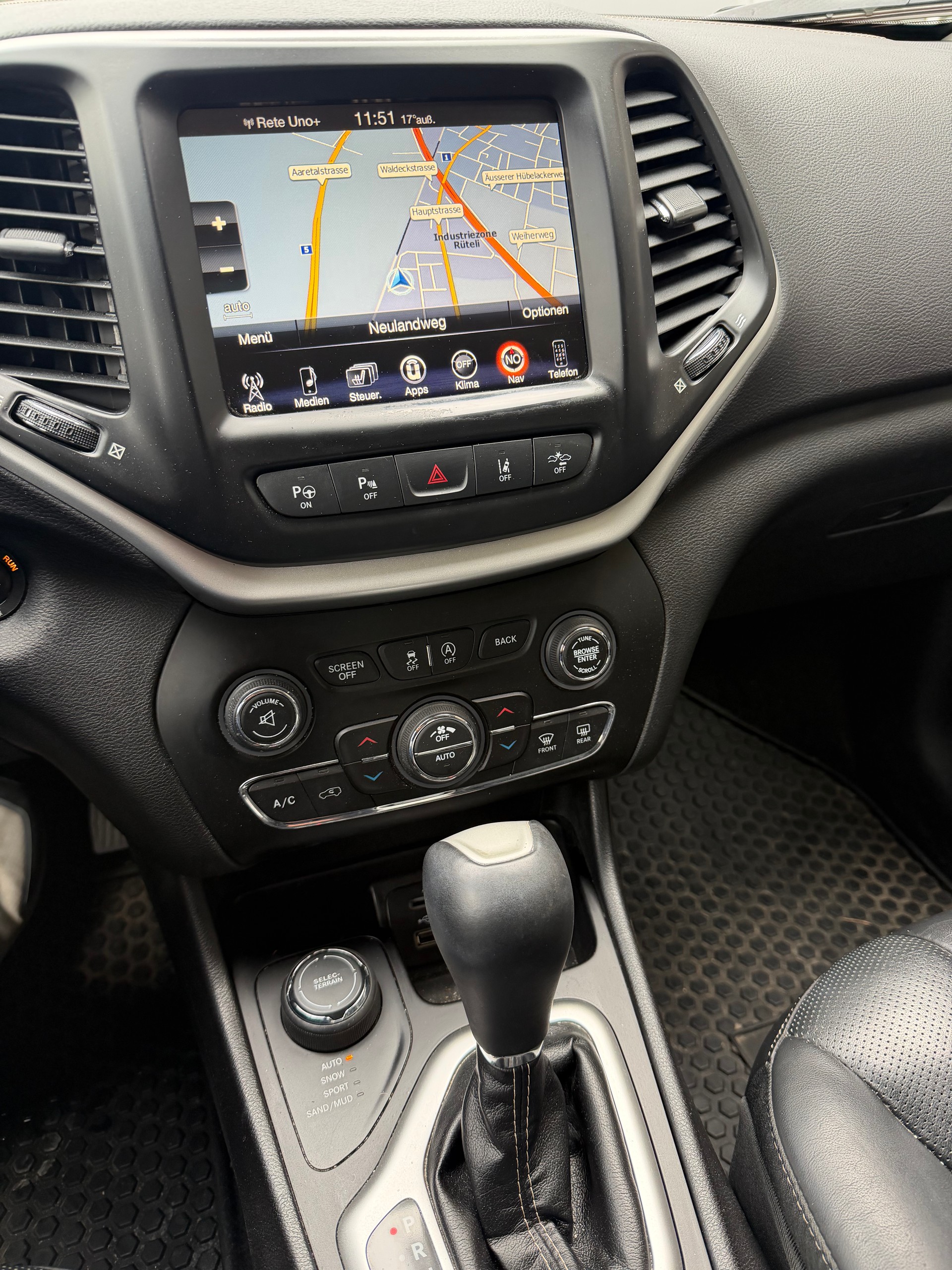 JEEP Cherokee 2.2TD Overland AWD 9ATX-image-10