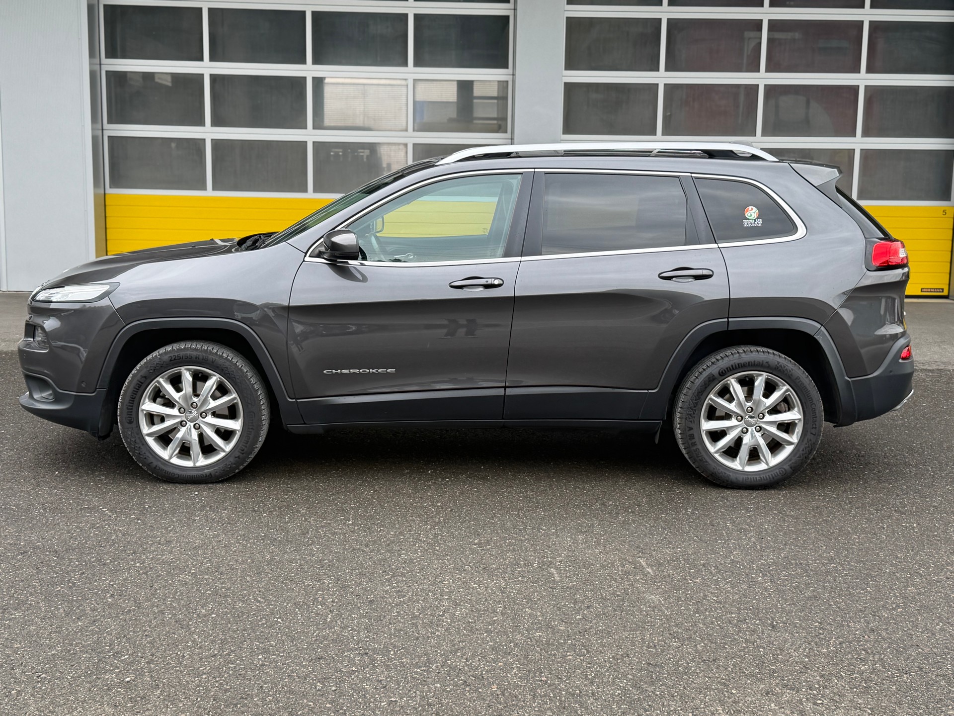 JEEP Cherokee 2.2TD Overland AWD 9ATX-image-6