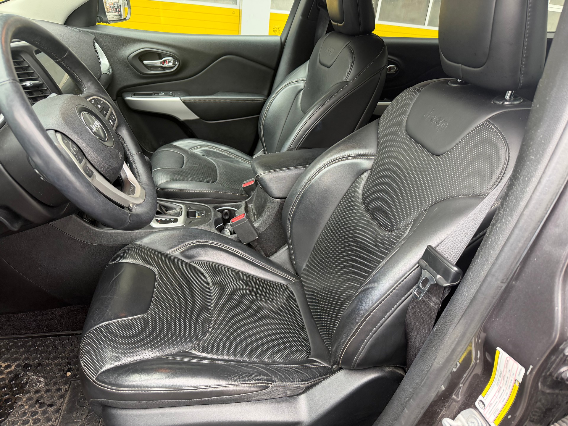 JEEP Cherokee 2.2TD Overland AWD 9ATX-image-9