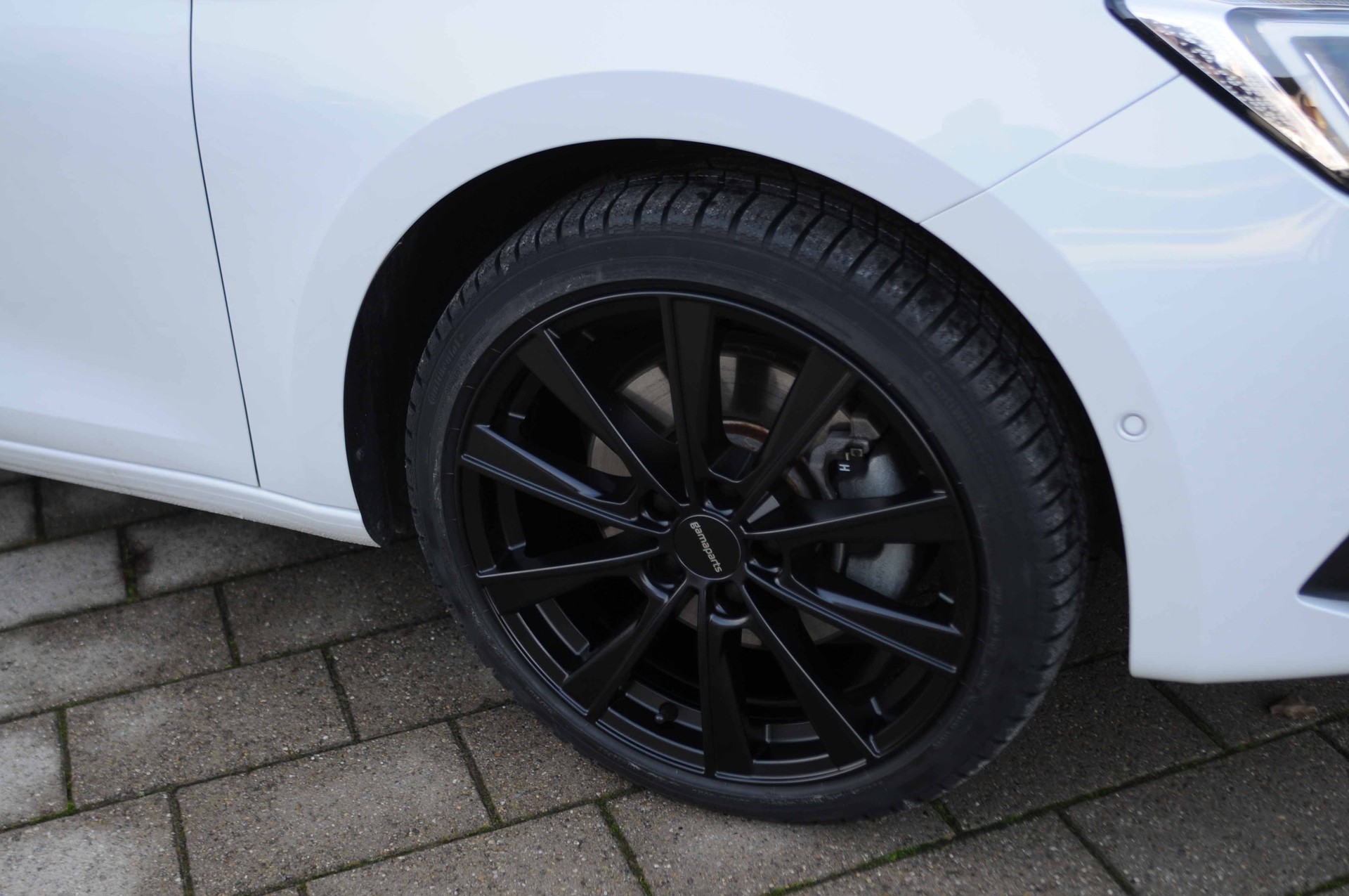 SEAT Leon ST 1.4 eHybrid pHEV Xcellence-image-4