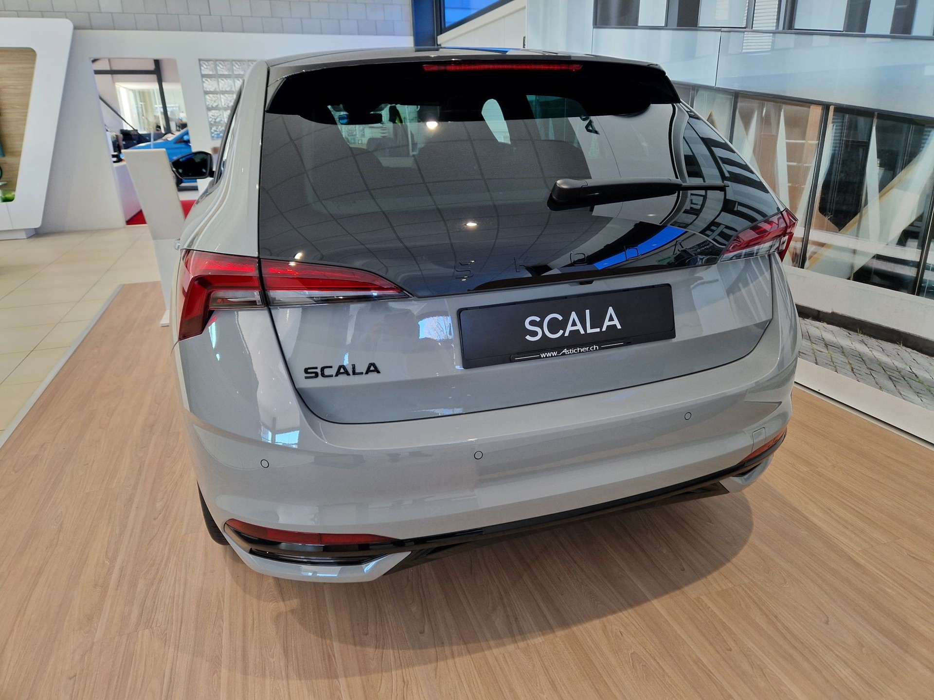 SKODA Scala 1.0 TSI Monte Carlo DSG-image-5