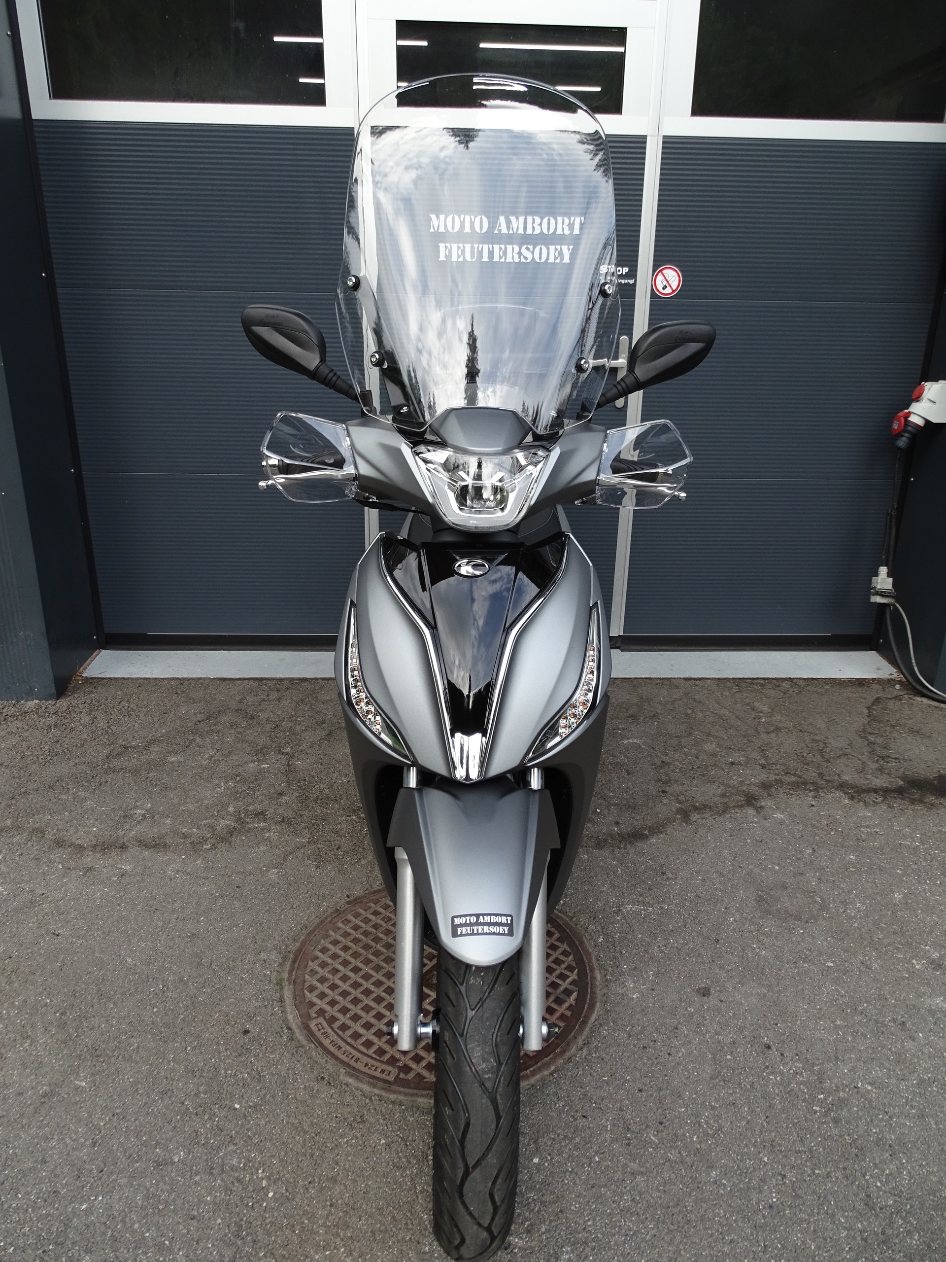 KYMCO People S 125i ABS Topcase/Windschild-image-2