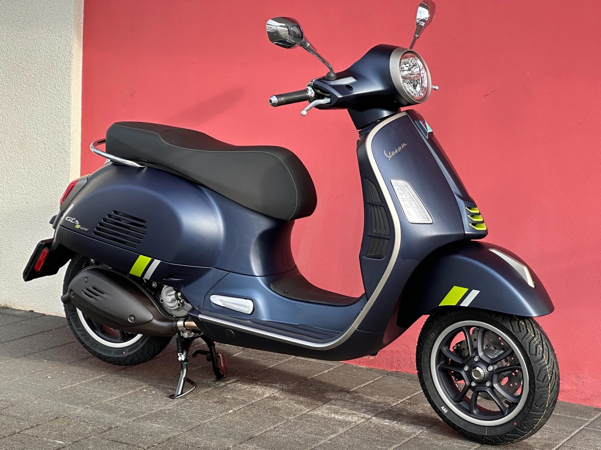 PIAGGIO Vespa GTS 125 Super Tech ABS-image-7