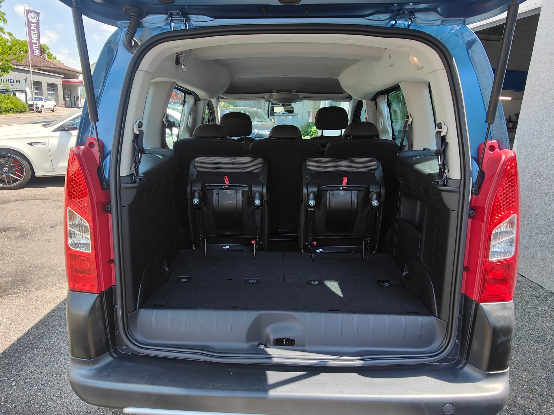 PEUGEOT Partner 1.6 HDI 112FAP Tepee, Outdoor-image-7