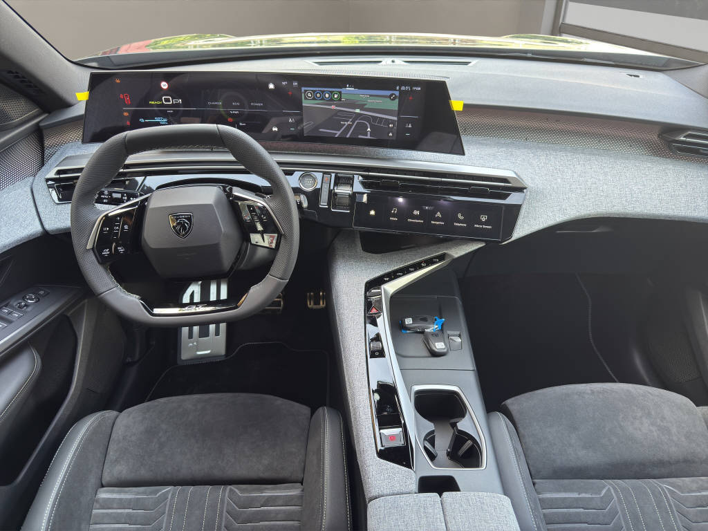 PEUGEOT 3008 Electrique 210ch GT-image-7