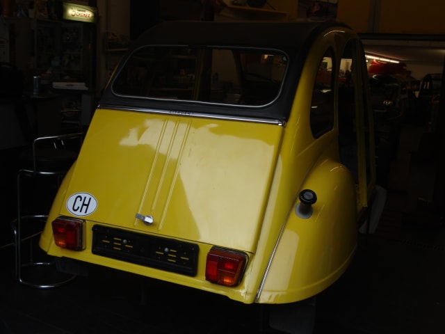 CITROEN 2CV6 Spécial (Club)-image-8
