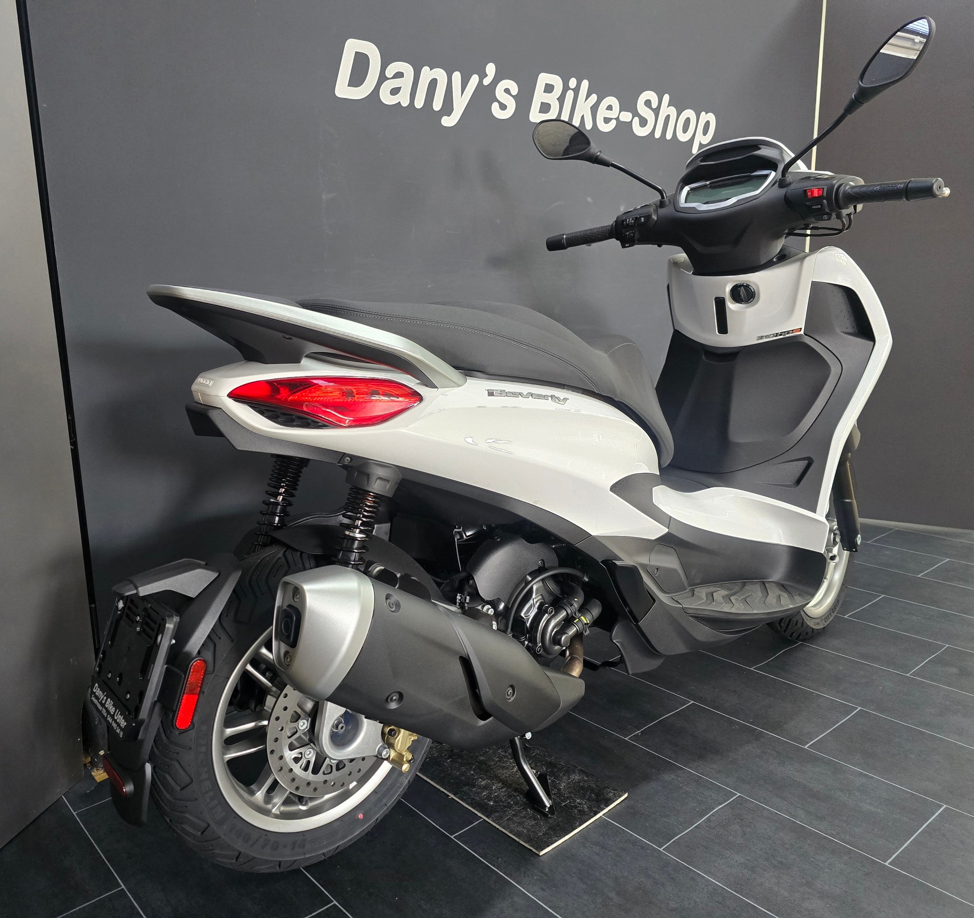 PIAGGIO Beverly 310 E5+ (4 Jahre Garantie)-image-2