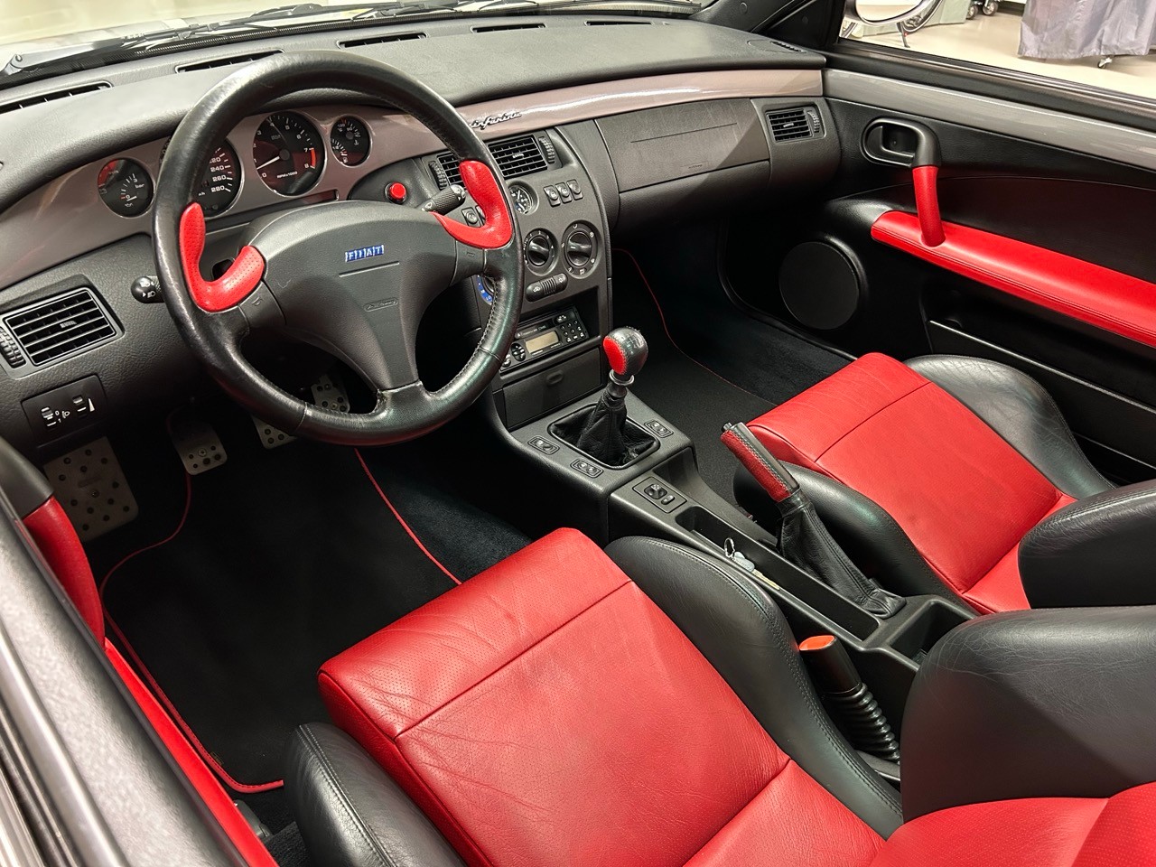 FIAT Coupé 2.0 20V Turbo Limited 0511/1000-image-7