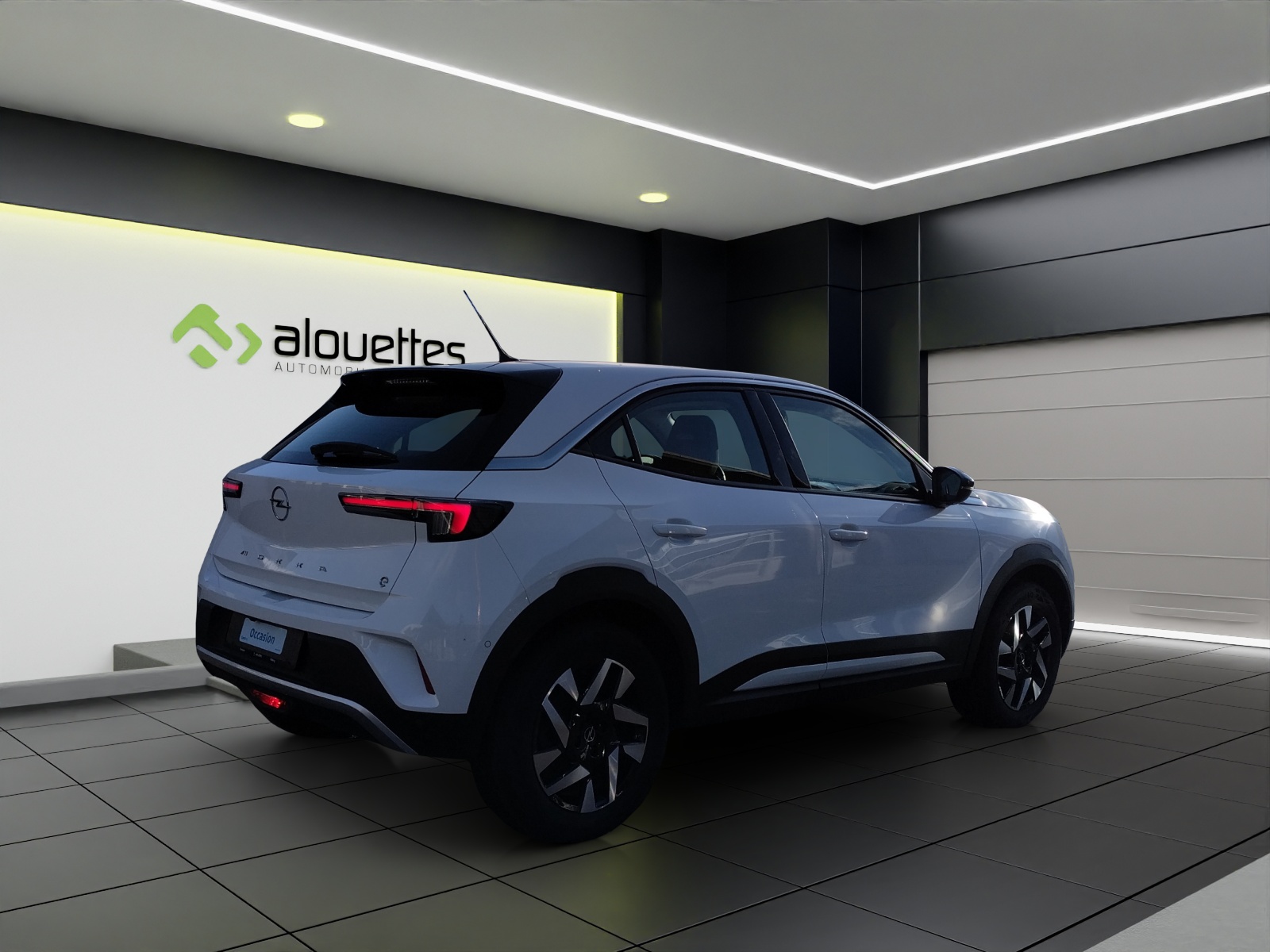 OPEL Mokka e Elegance-showroom-element-2