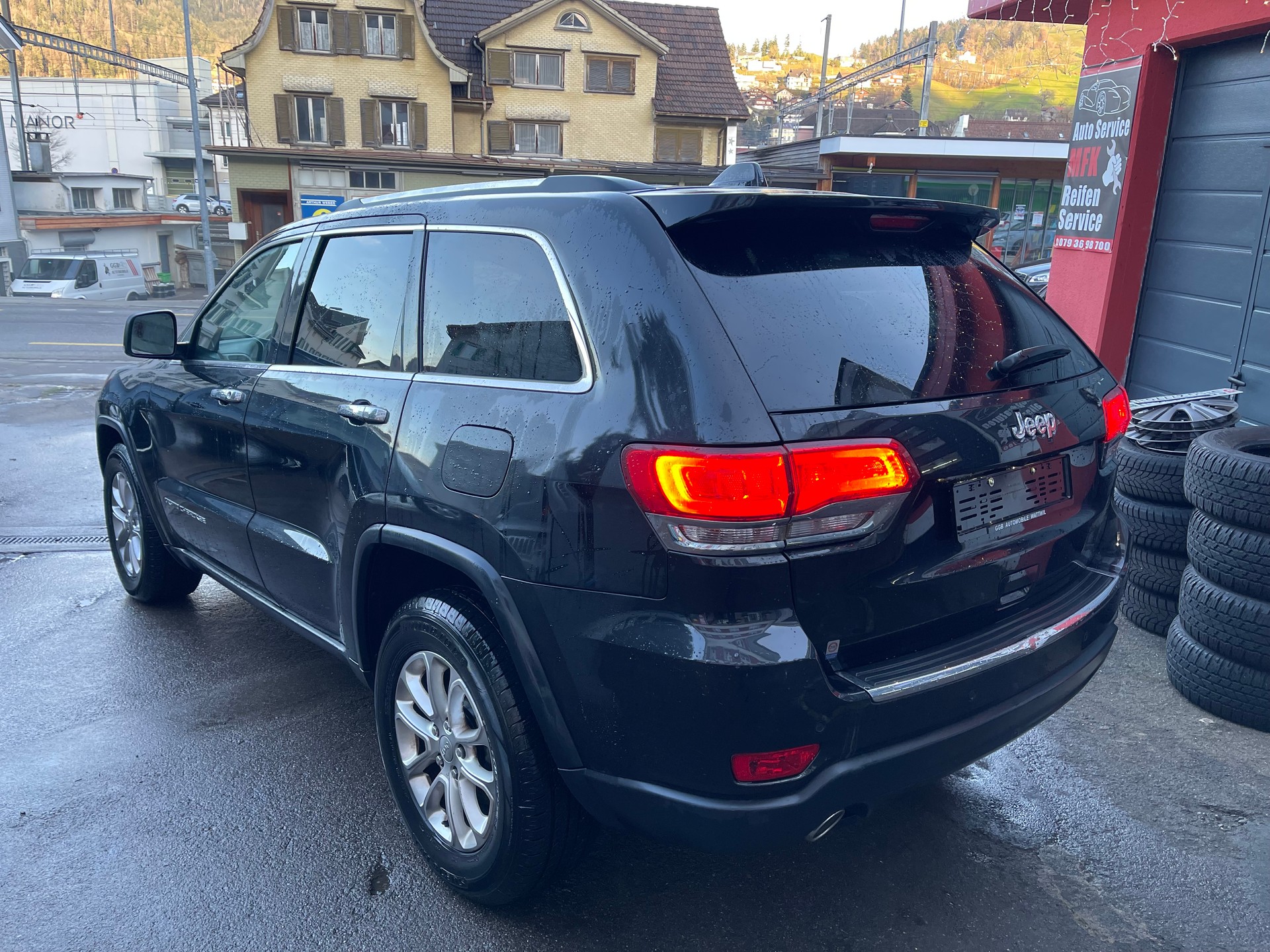 JEEP Grand Cherokee 3.0 CRD Limited Automatic-image-3