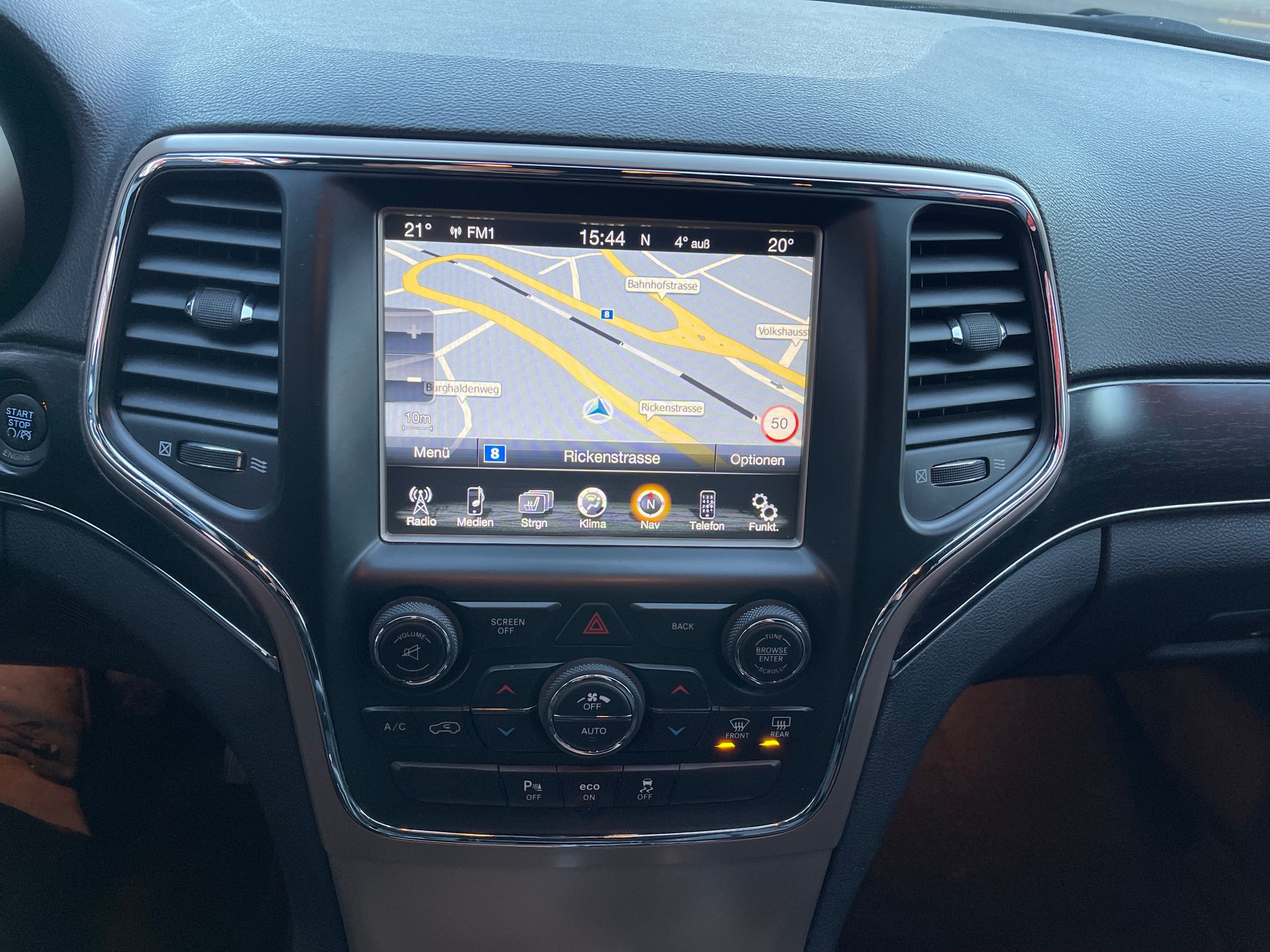 JEEP Grand Cherokee 3.0 CRD Limited Automatic-image-13