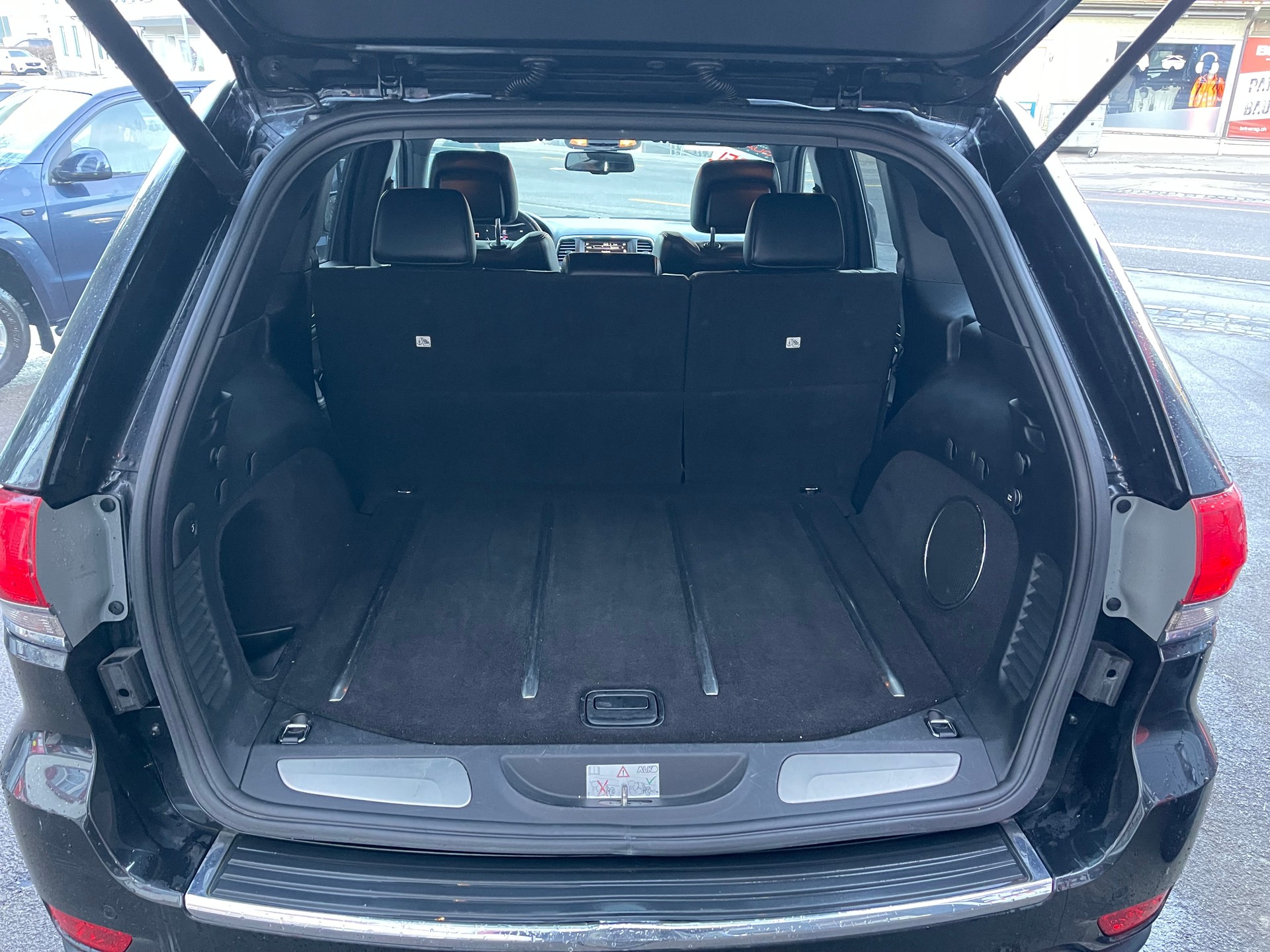 JEEP Grand Cherokee 3.0 CRD Limited Automatic-image-11