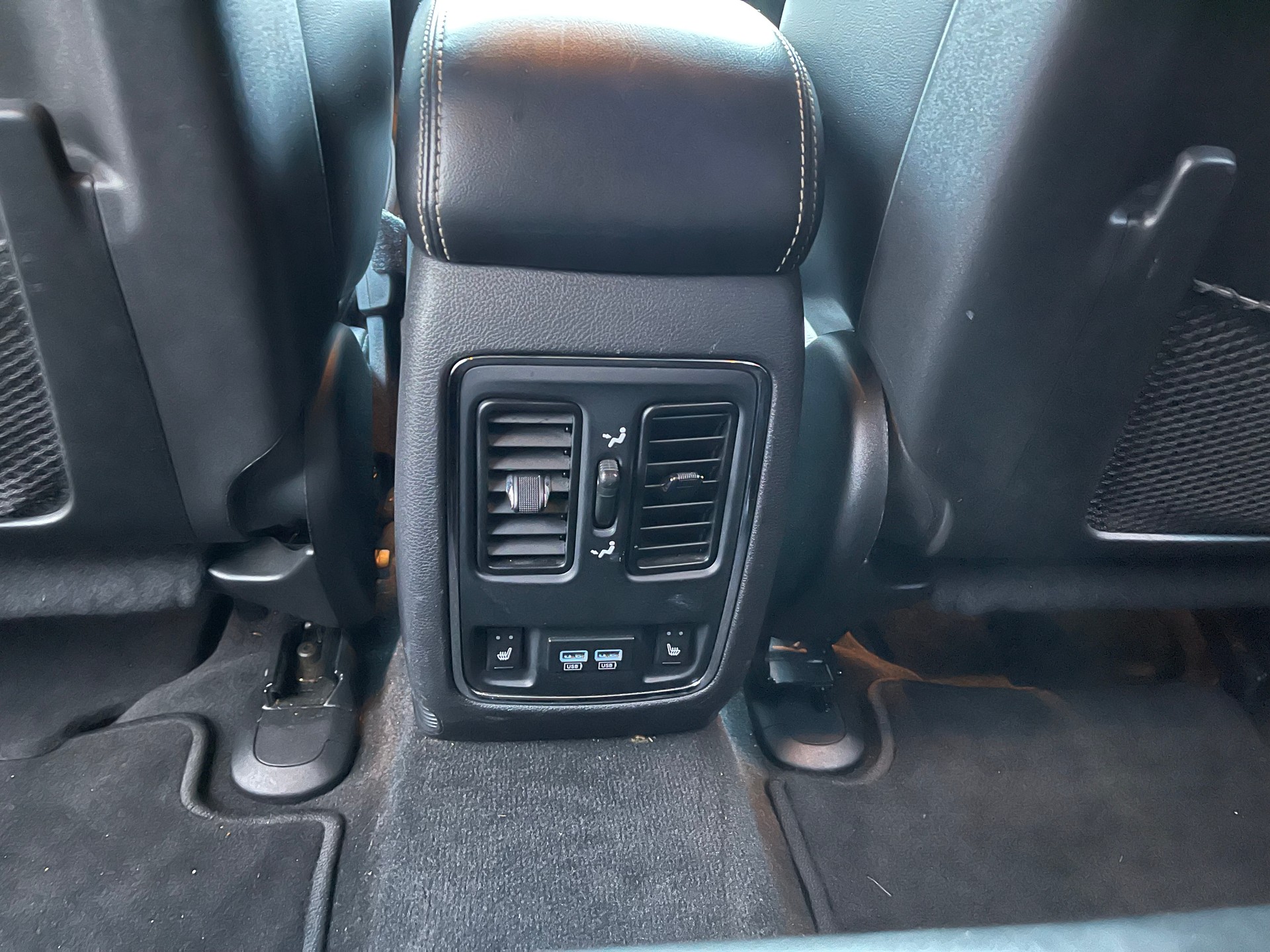 JEEP Grand Cherokee 3.0 CRD Limited Automatic-image-10