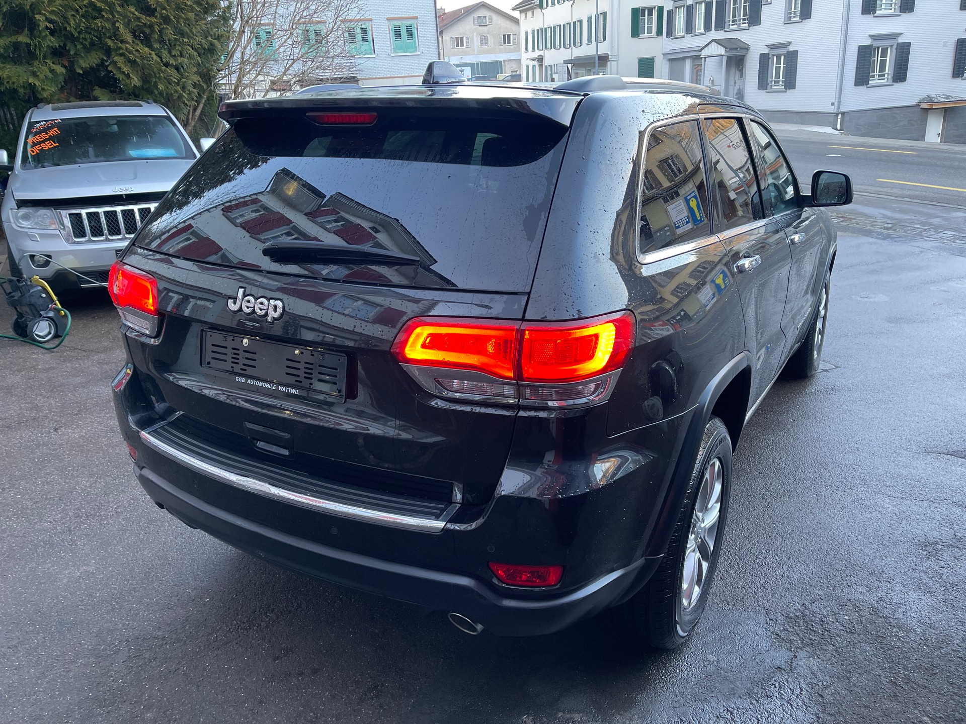 JEEP Grand Cherokee 3.0 CRD Limited Automatic-image-2