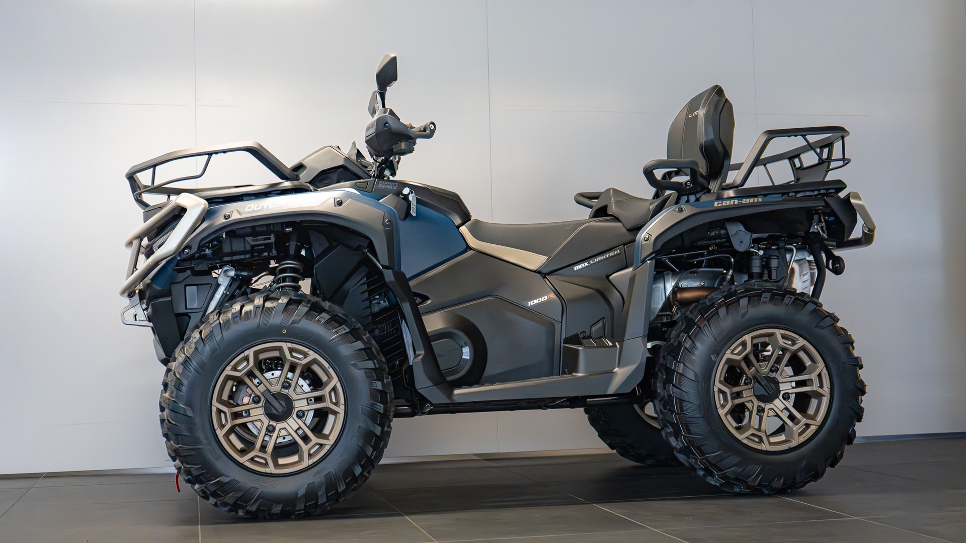 CAN-AM 1000R MAX LTD-image-7