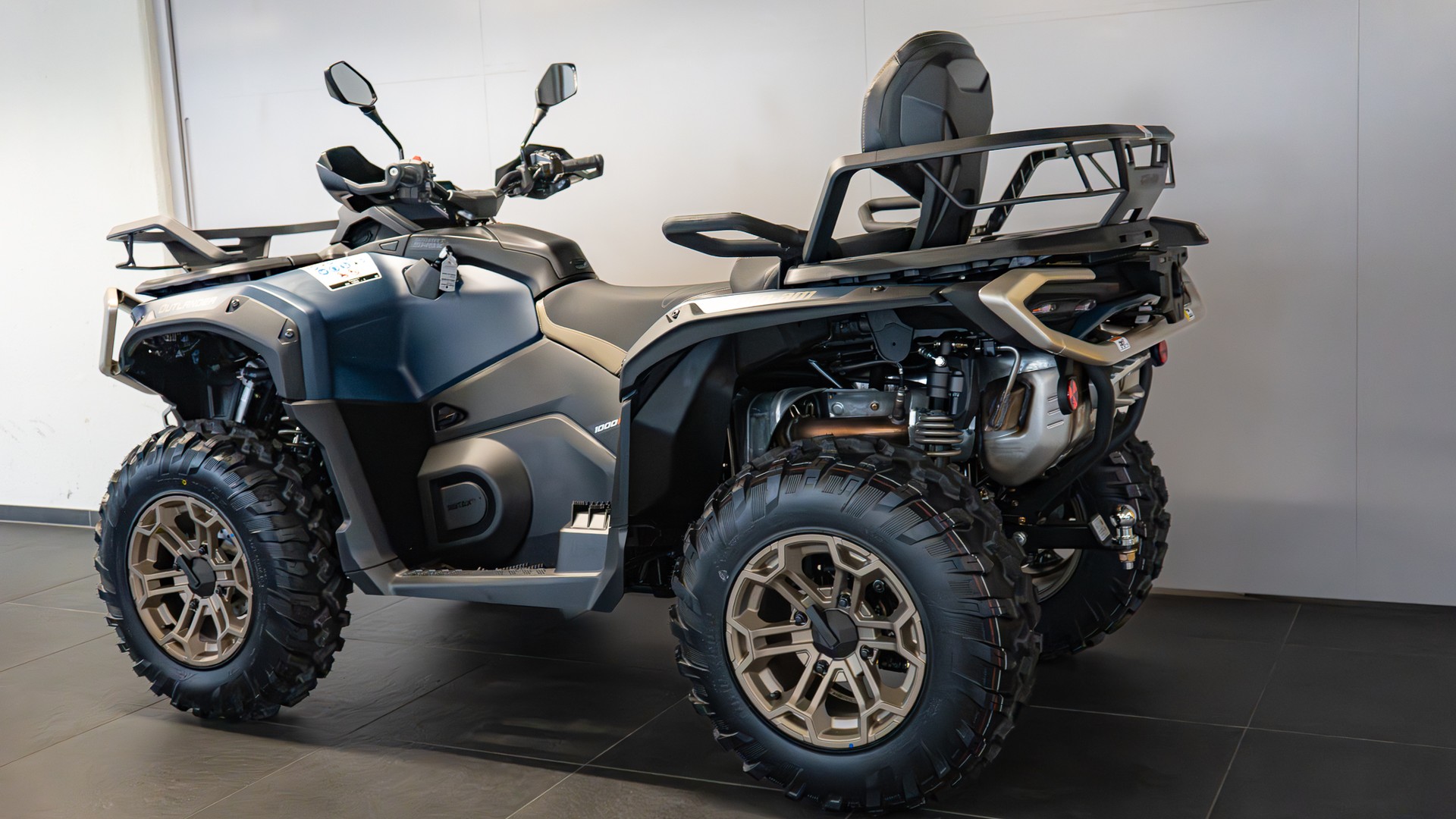 CAN-AM 1000R MAX LTD-image-12