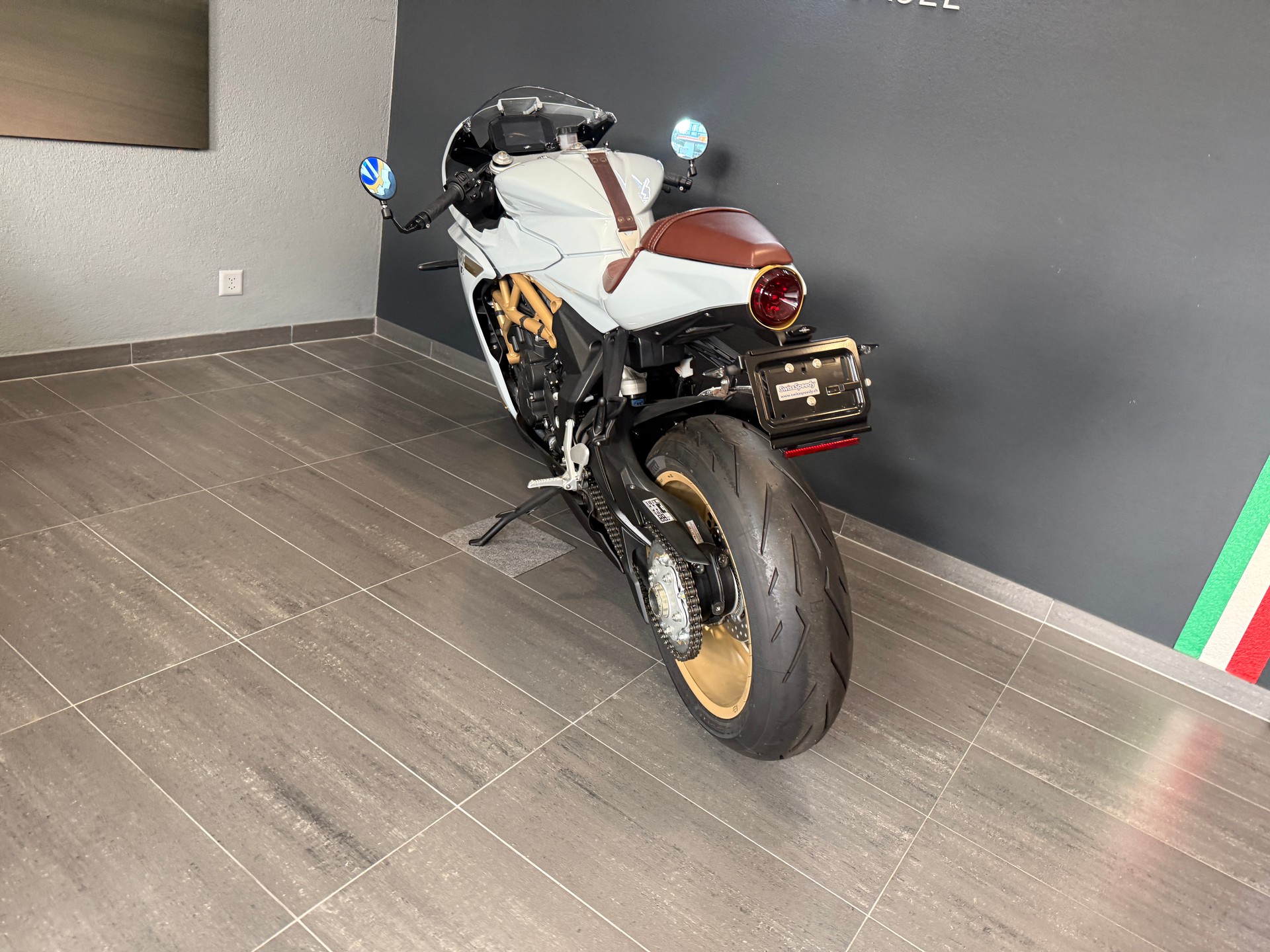 MV AGUSTA Superveloce S 800-image-7