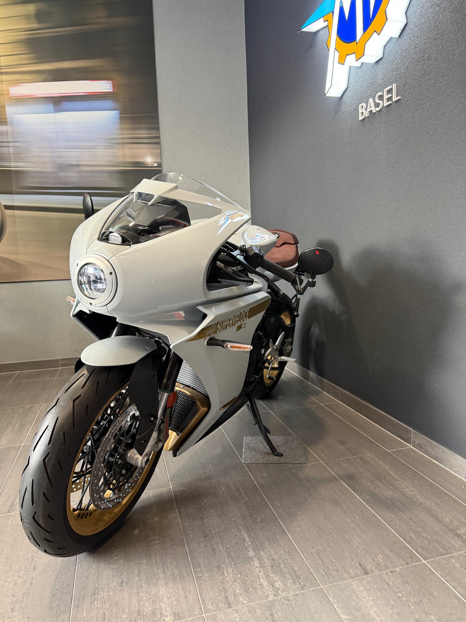 MV AGUSTA Superveloce S 800-image-4