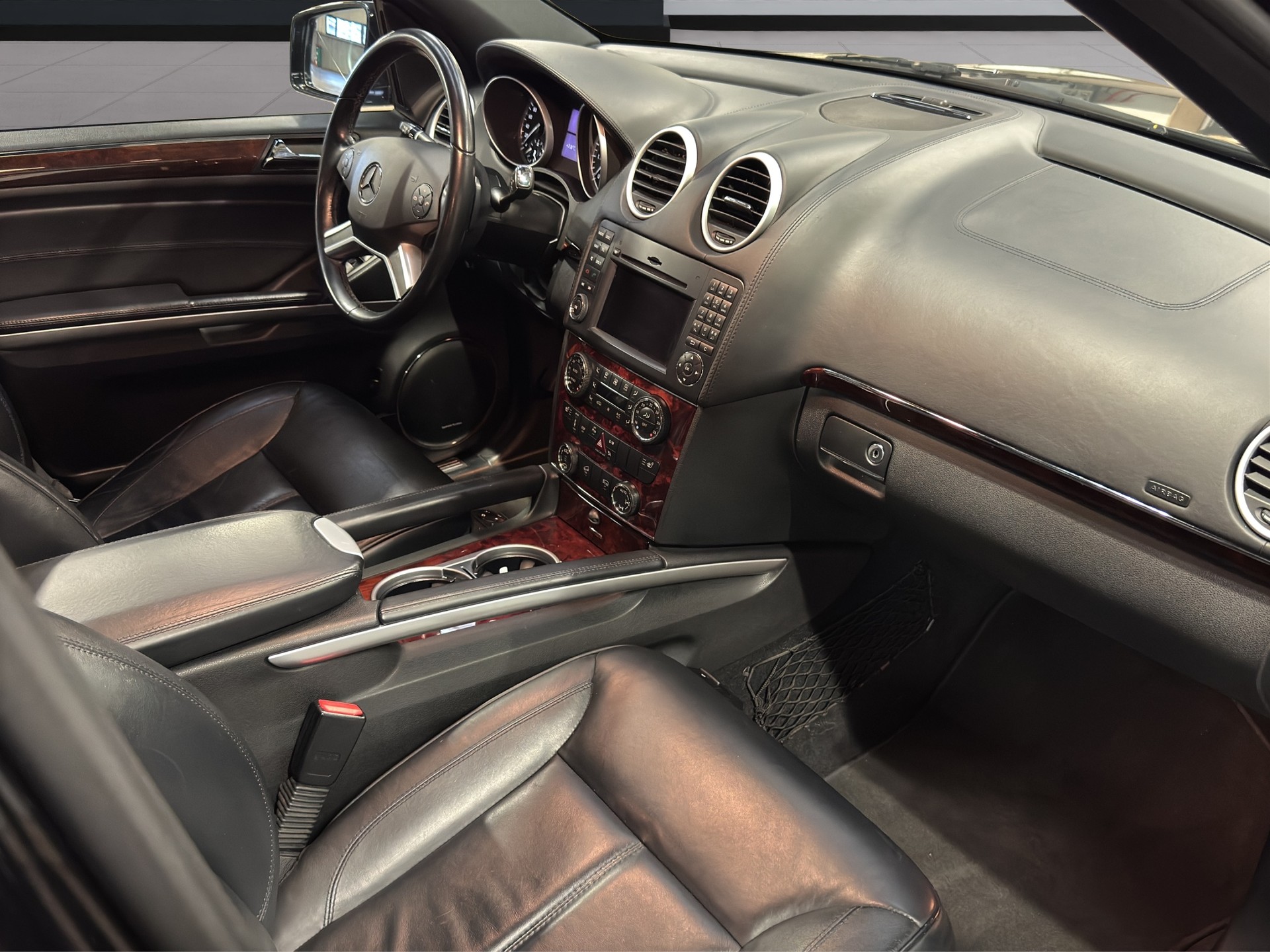 MERCEDES-BENZ GL 500 4Matic 7G-Tronic-image-15
