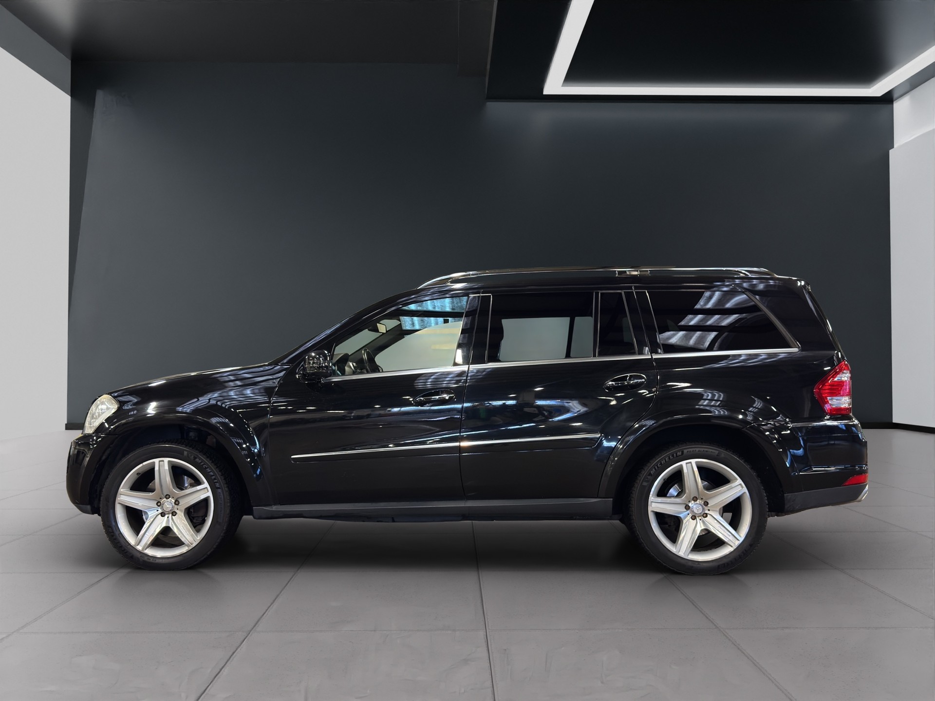 MERCEDES-BENZ GL 500 4Matic 7G-Tronic-image-6