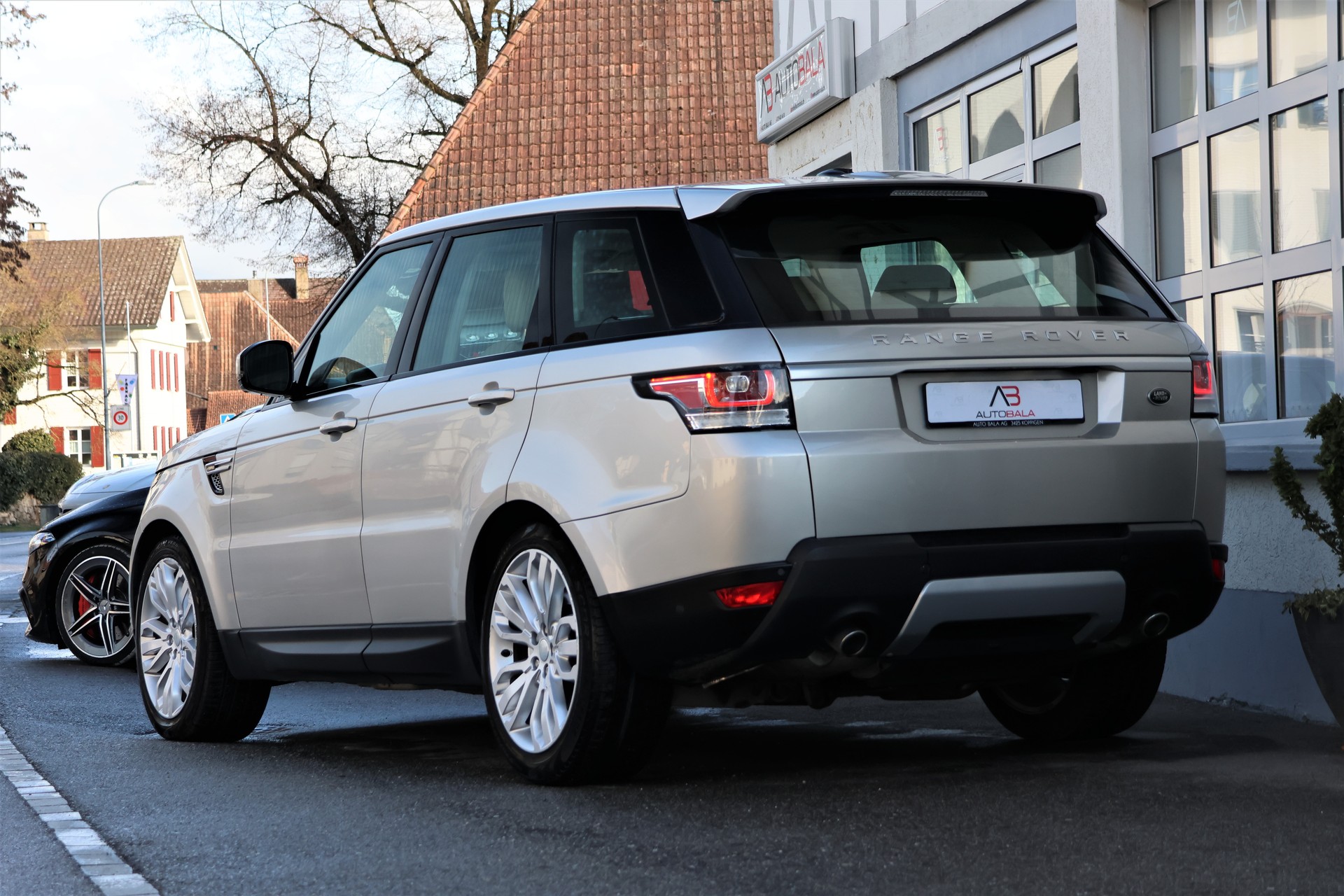 LAND ROVER Range Rover Sport 3.0 SDV6 Hybrid HSE Automatic + 3.0T AHK-showroom-element-2