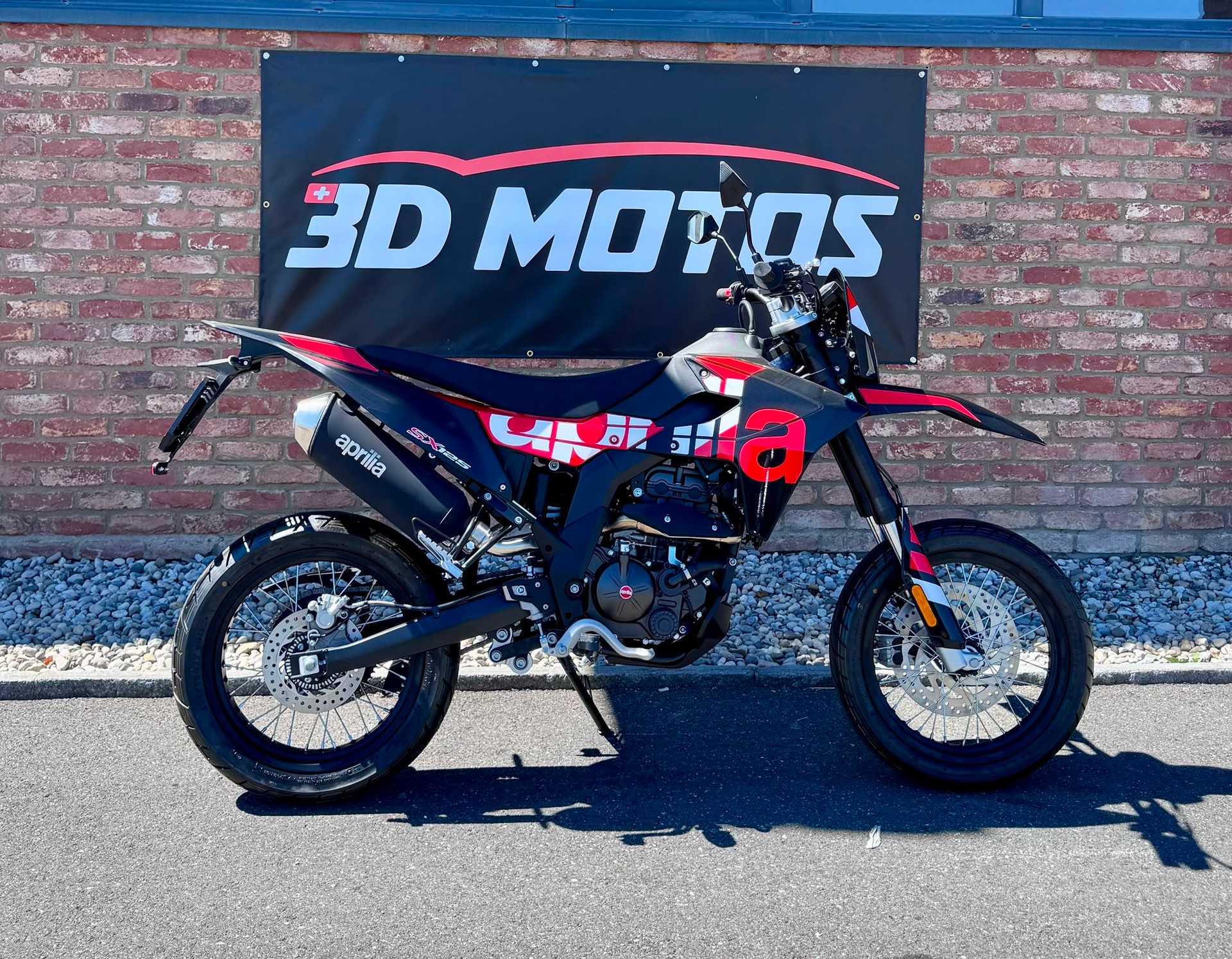 APRILIA SX 125 E5+-showroom-element-1