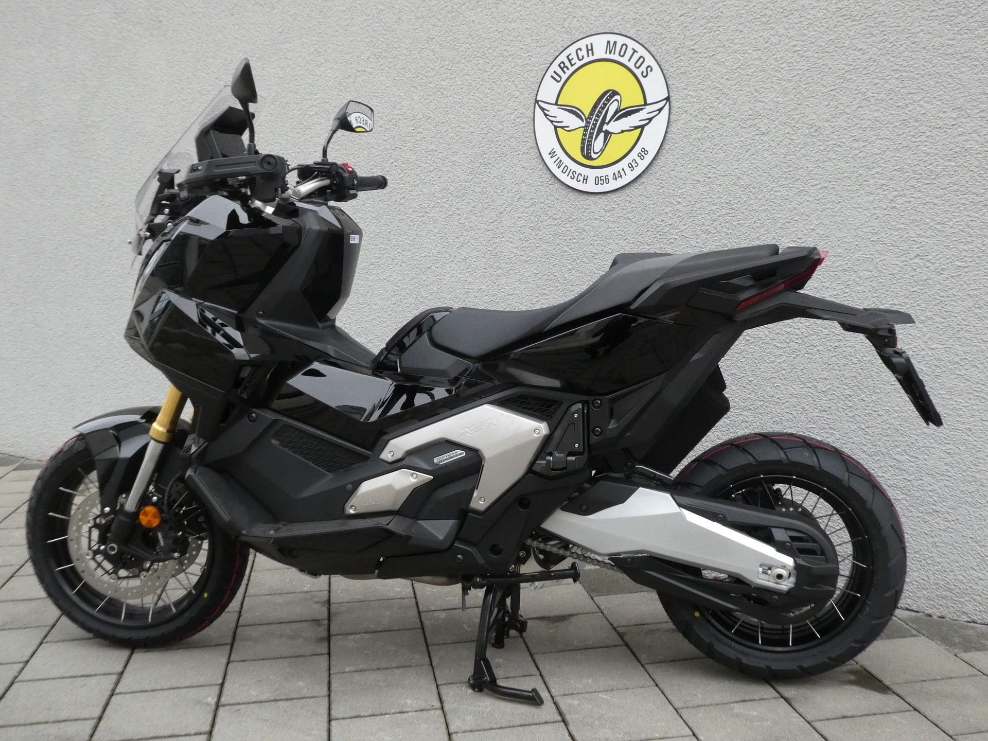 HONDA X-ADV 750-image-5