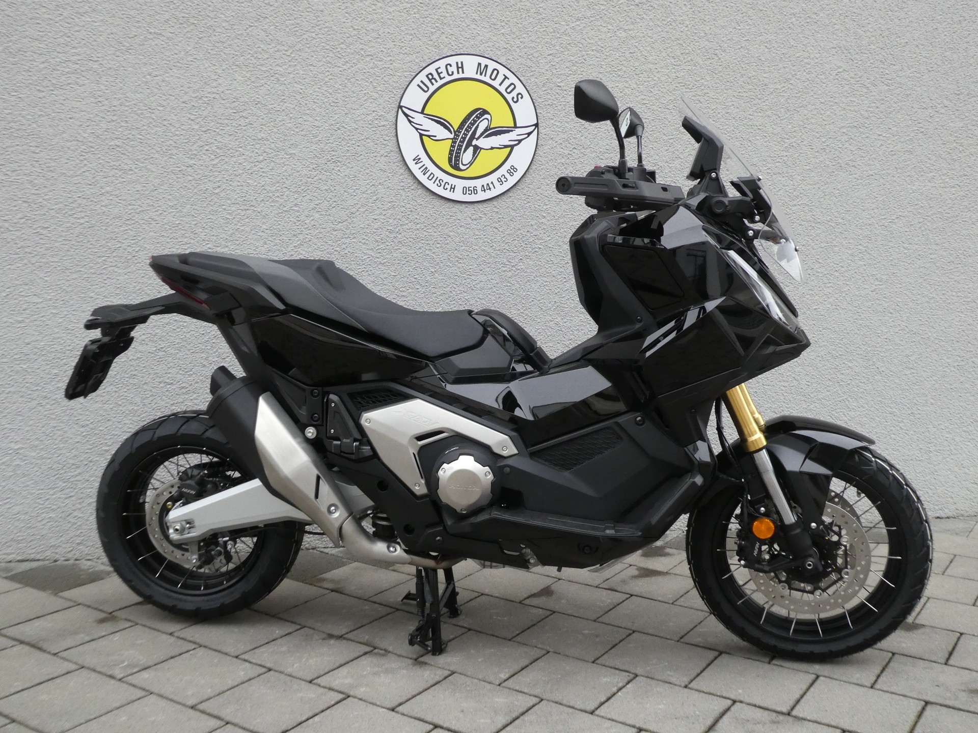 HONDA X-ADV 750-image-2