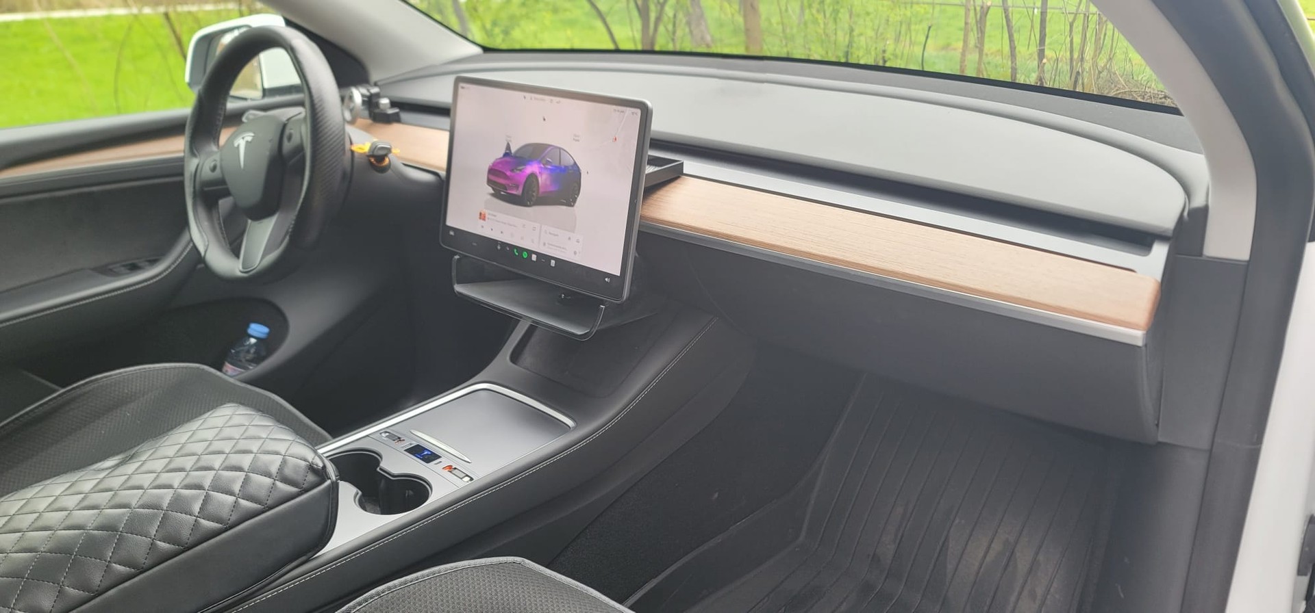 TESLA Model Y Long Range-image-4