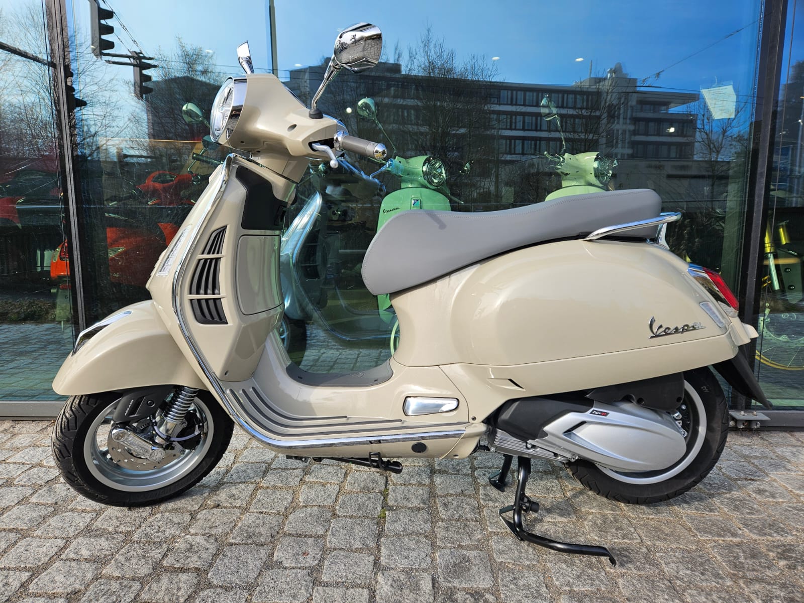 PIAGGIO Vespa GTS 310 RST E5+-image-2