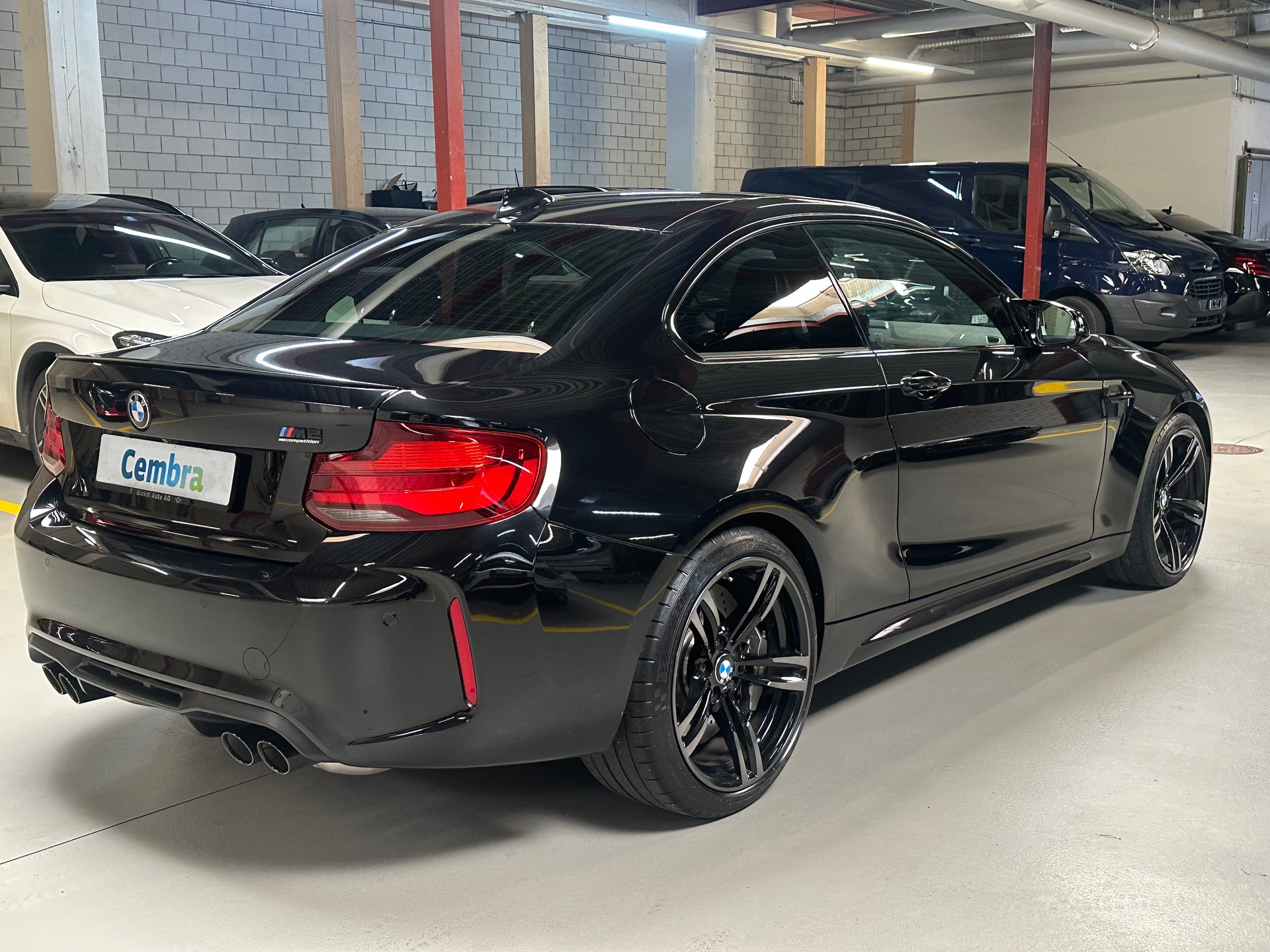 BMW M2 Competition Swiss Performance Pro Edition-showroom-element-3