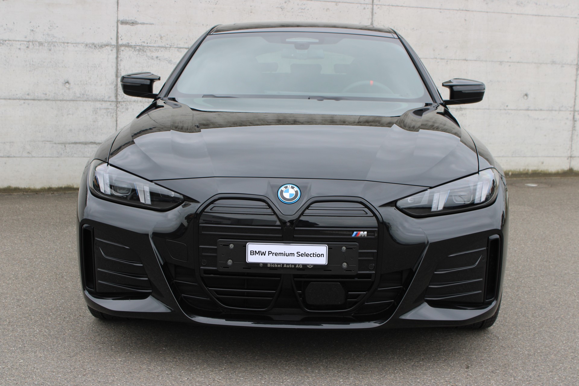 BMW i4 M60 M Sport Pro-showroom-element-2