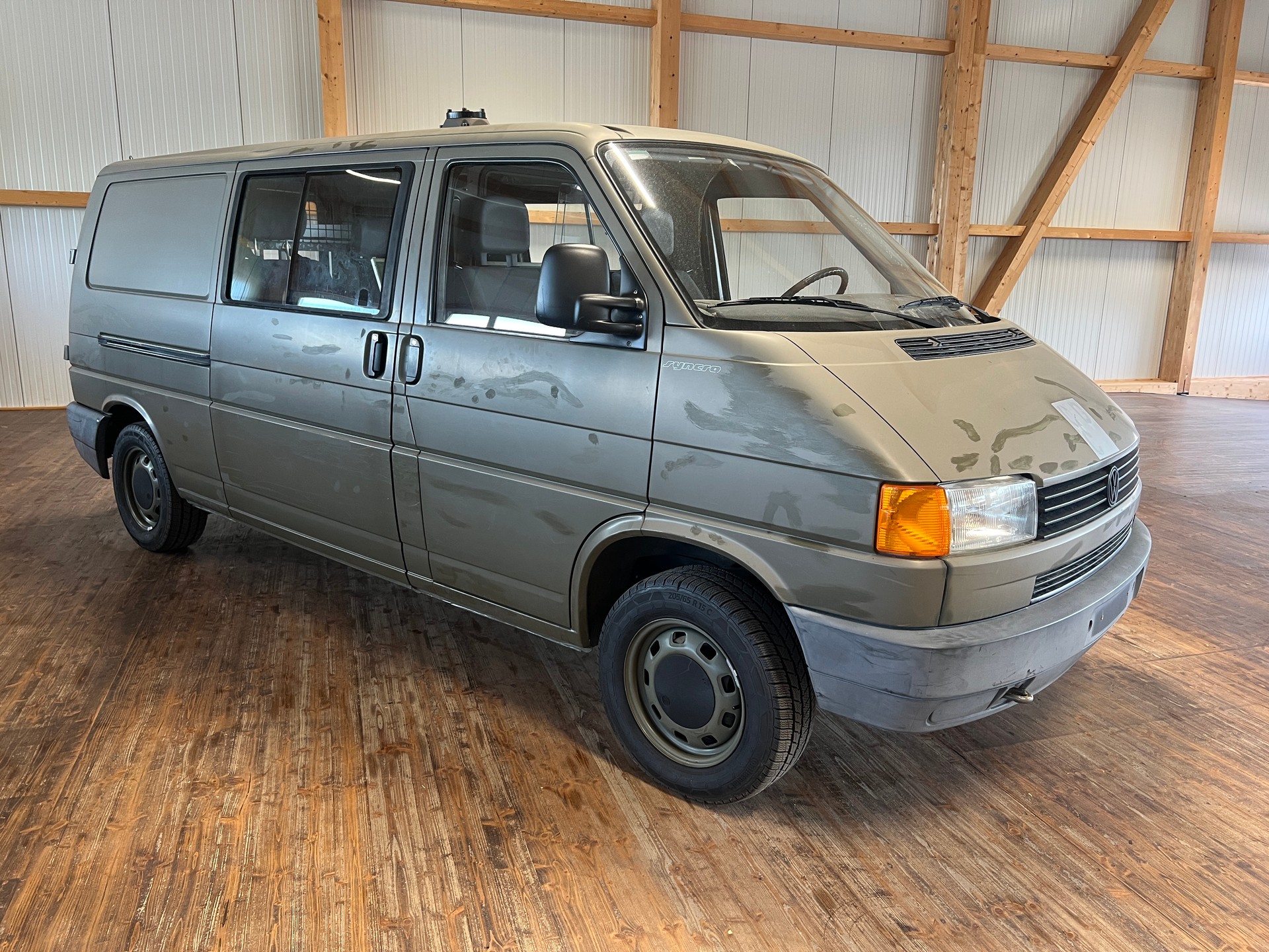 VW T4 2.5 syncro-showroom-element-2