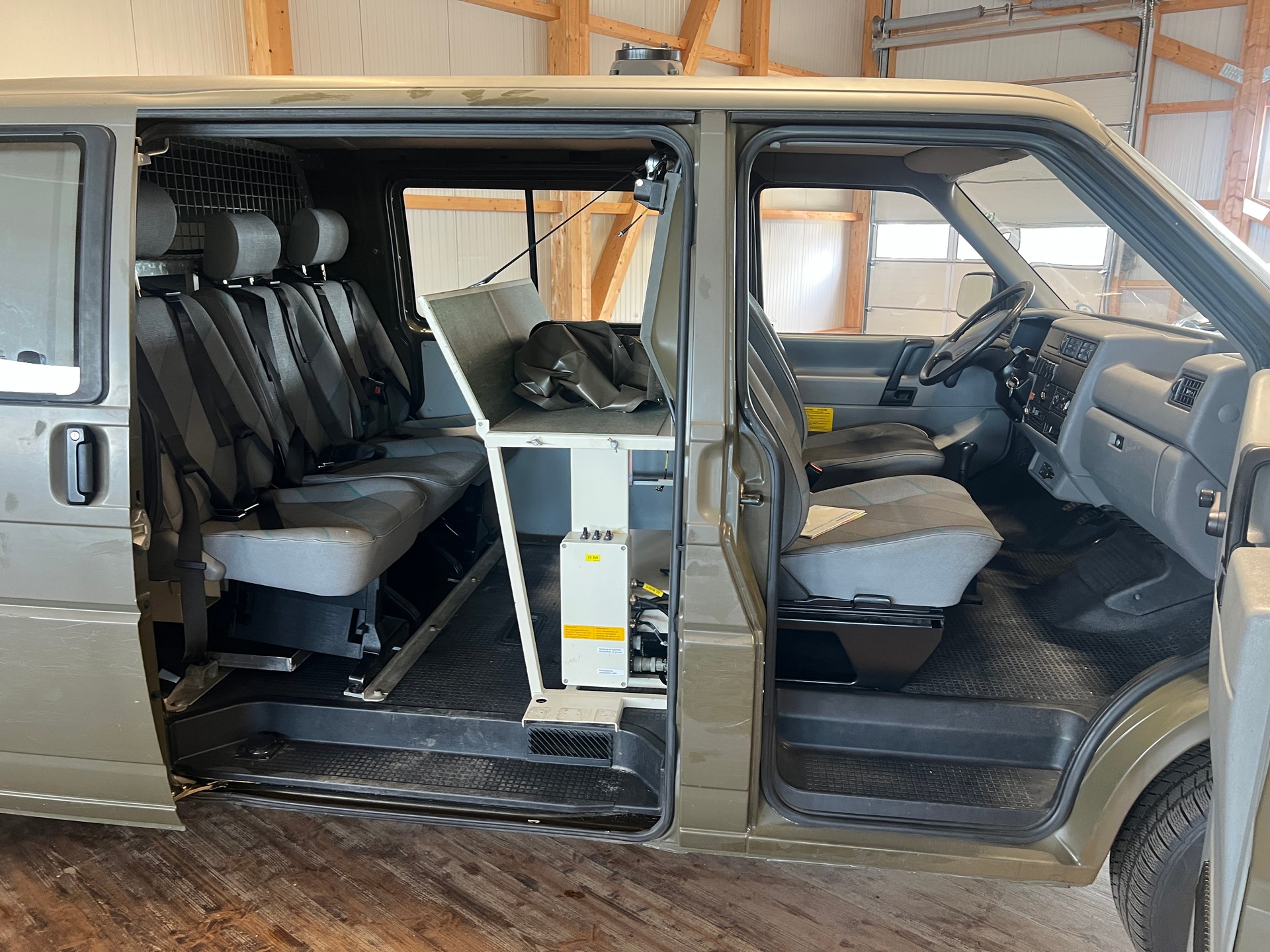 VW T4 2.5 syncro-image-16
