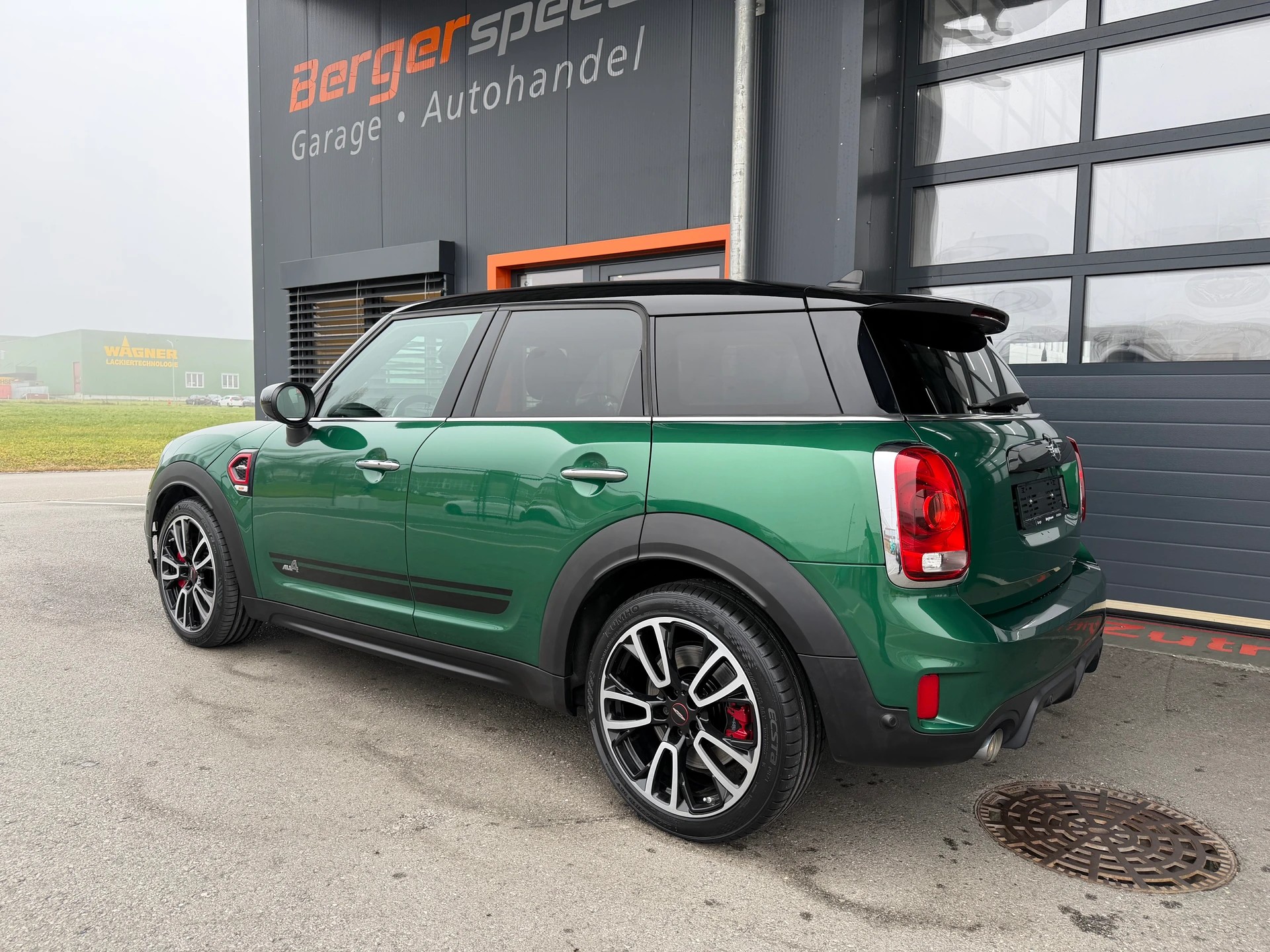 MINI Countryman John Cooper Works ALL4 Steptronic-showroom-element-2