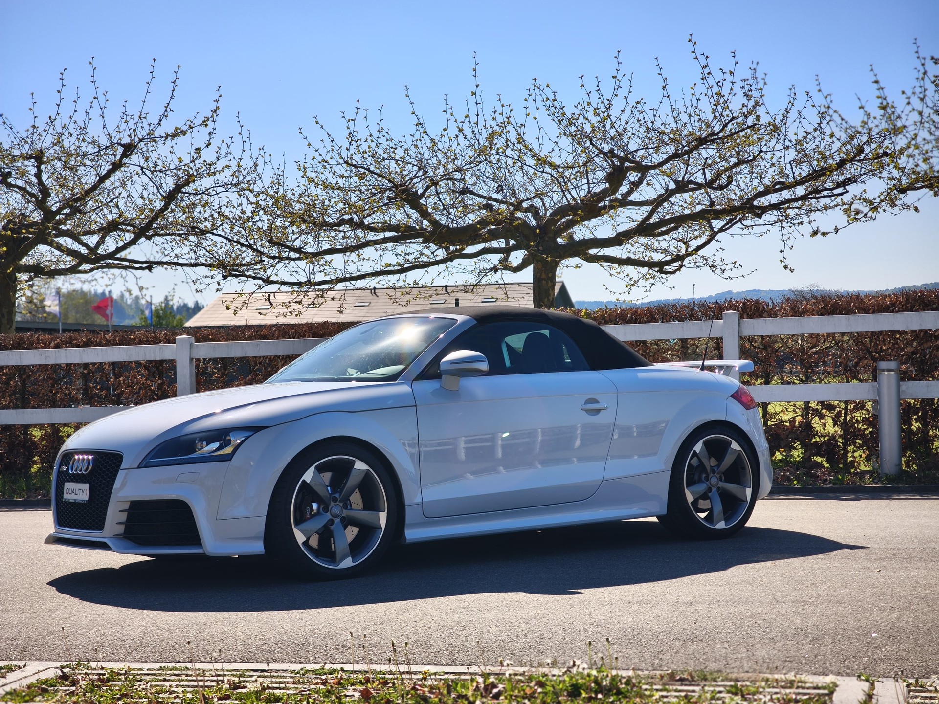 AUDI TT RS Roadster 2.5 TFSI quattro-image-3