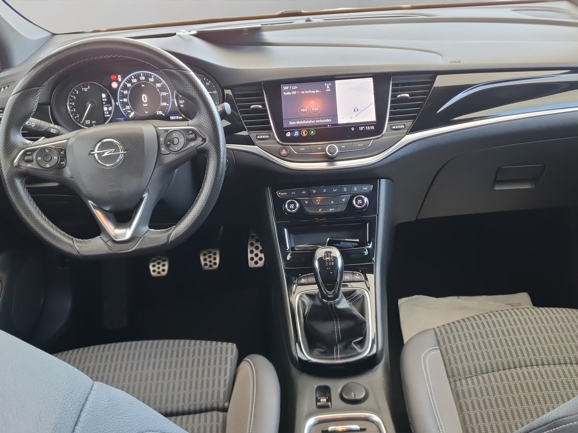 OPEL Astra 1.2i Turbo Edition-image-12