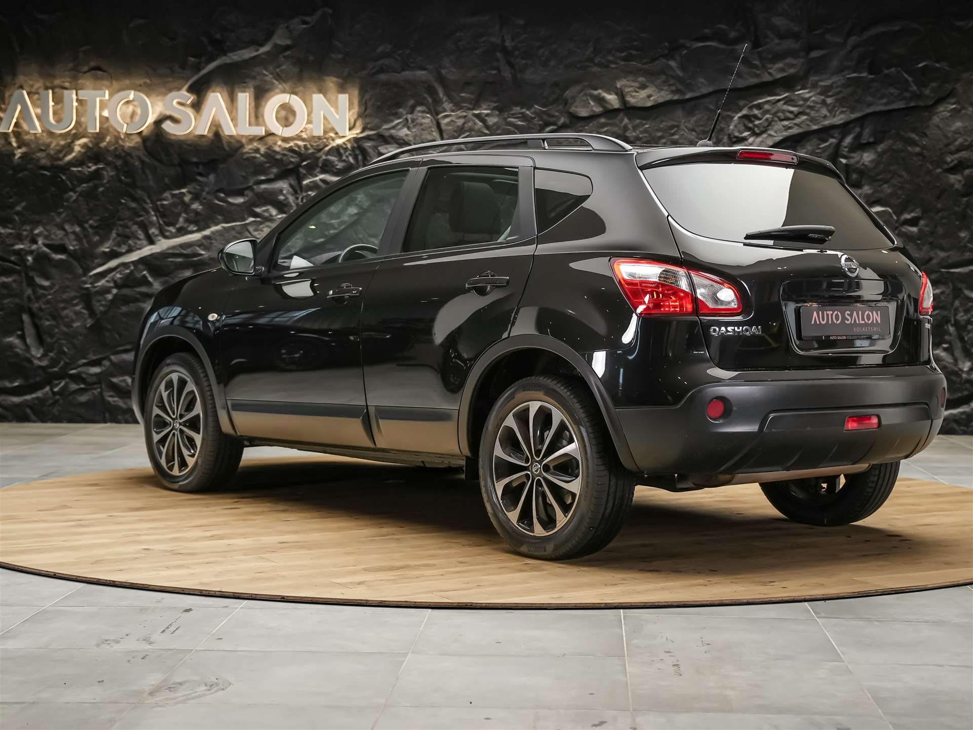 NISSAN Qashqai 2.0 16V 360 4x4 *Panorama*Leder/Alcantara*360° Kamera*-image-3