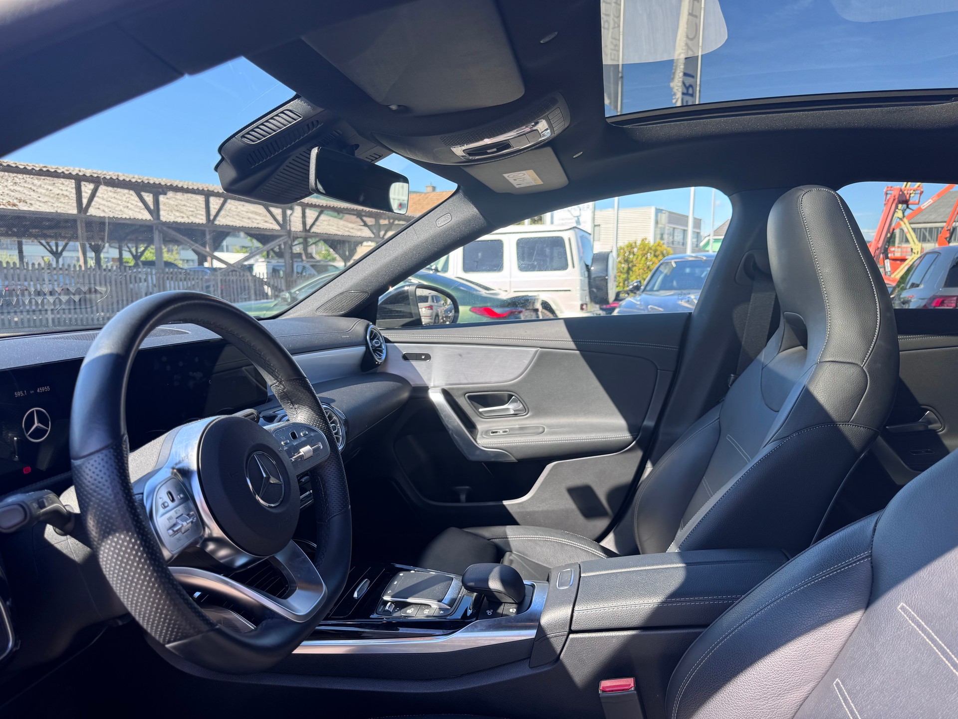 MERCEDES-BENZ CLA Shooting Brake 35 AMG 4Matic 7G-DCT-image-10
